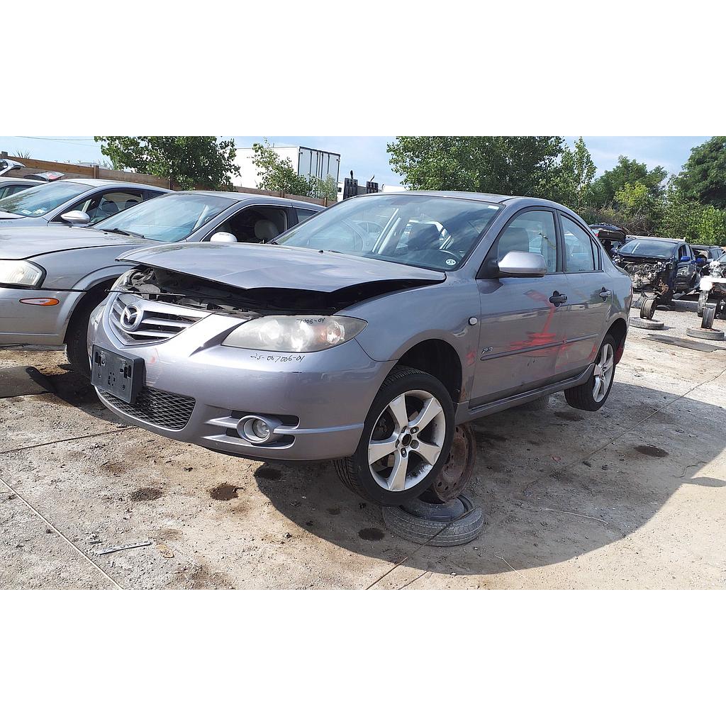 MAZDA MAZDA3 2004