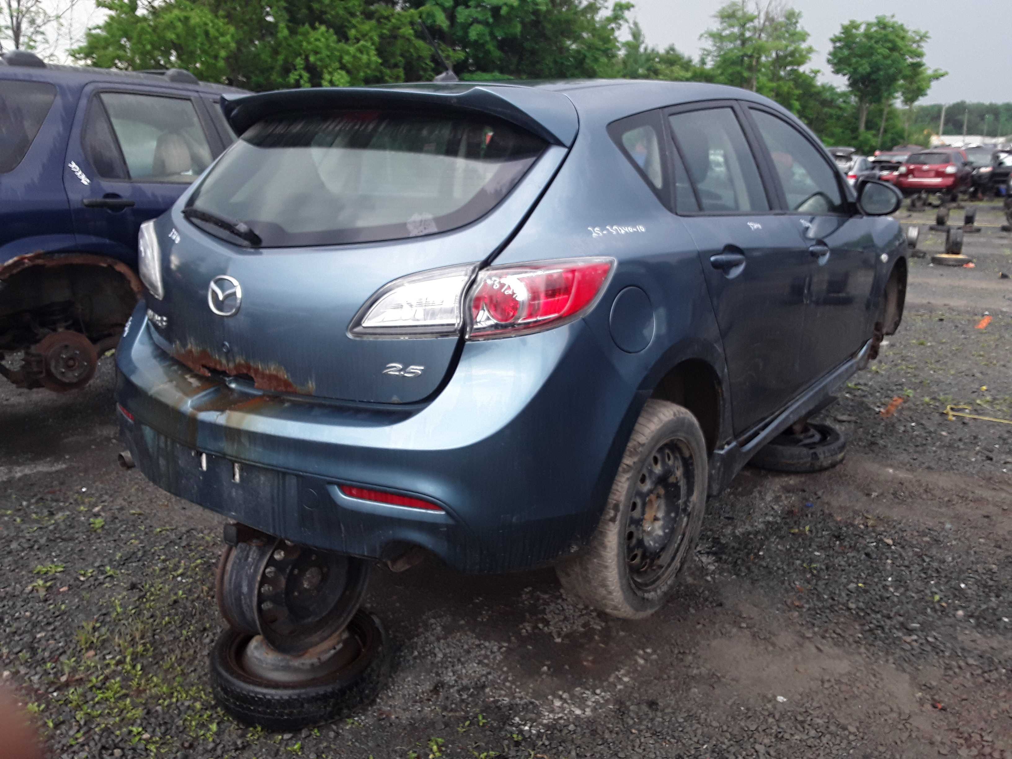 MAZDA MAZDA3 2010
