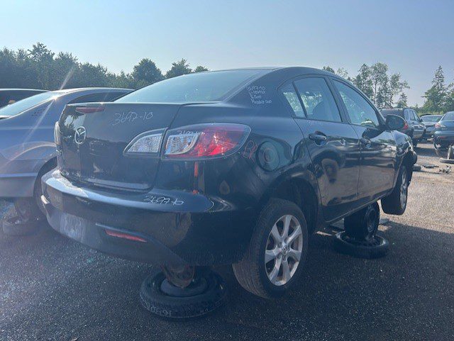 MAZDA MAZDA3 2010