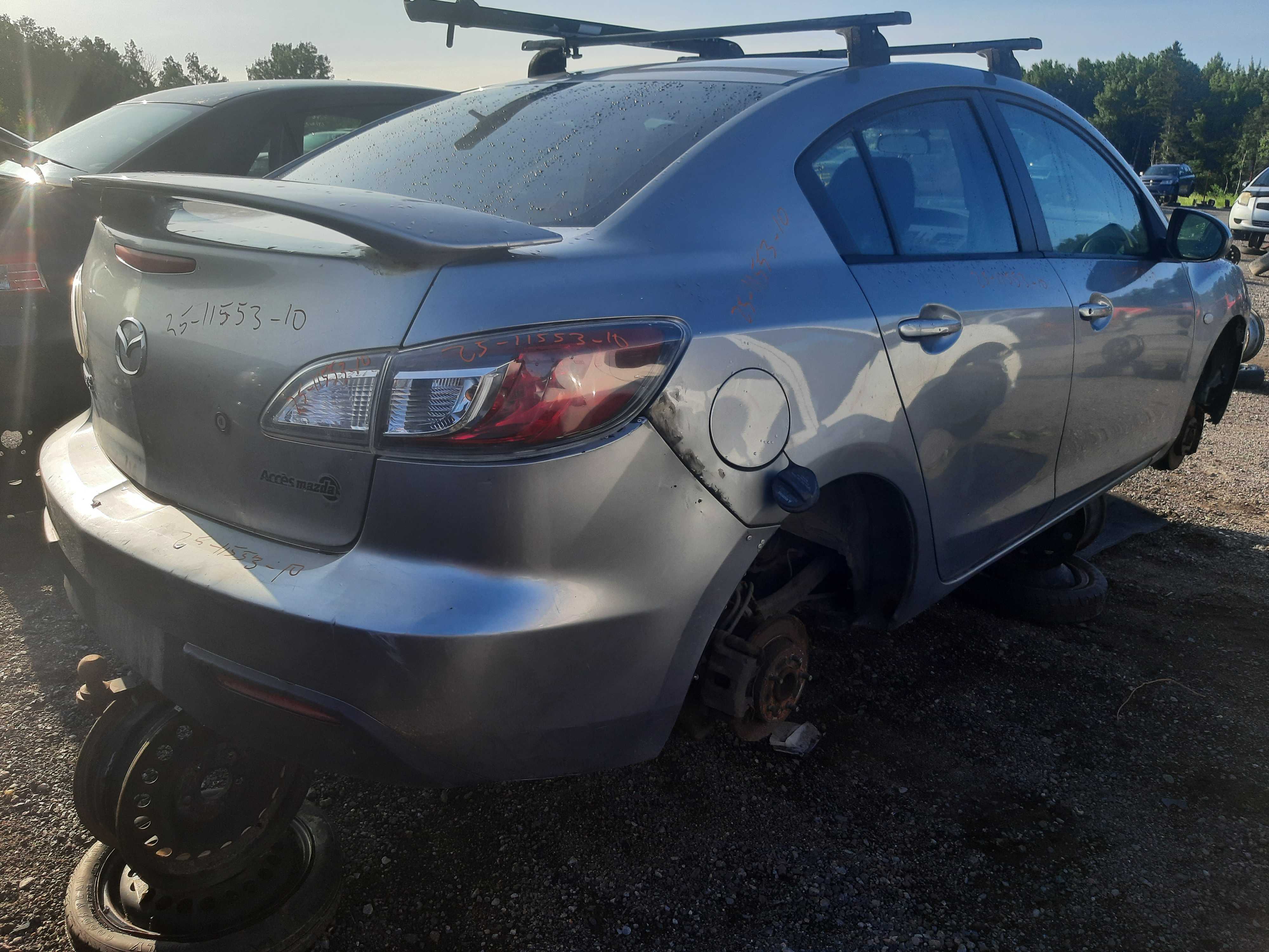 MAZDA MAZDA3 2010