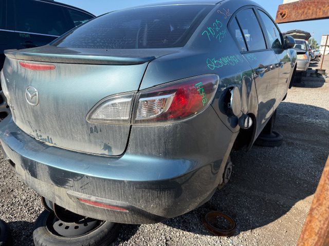 MAZDA MAZDA3 2010