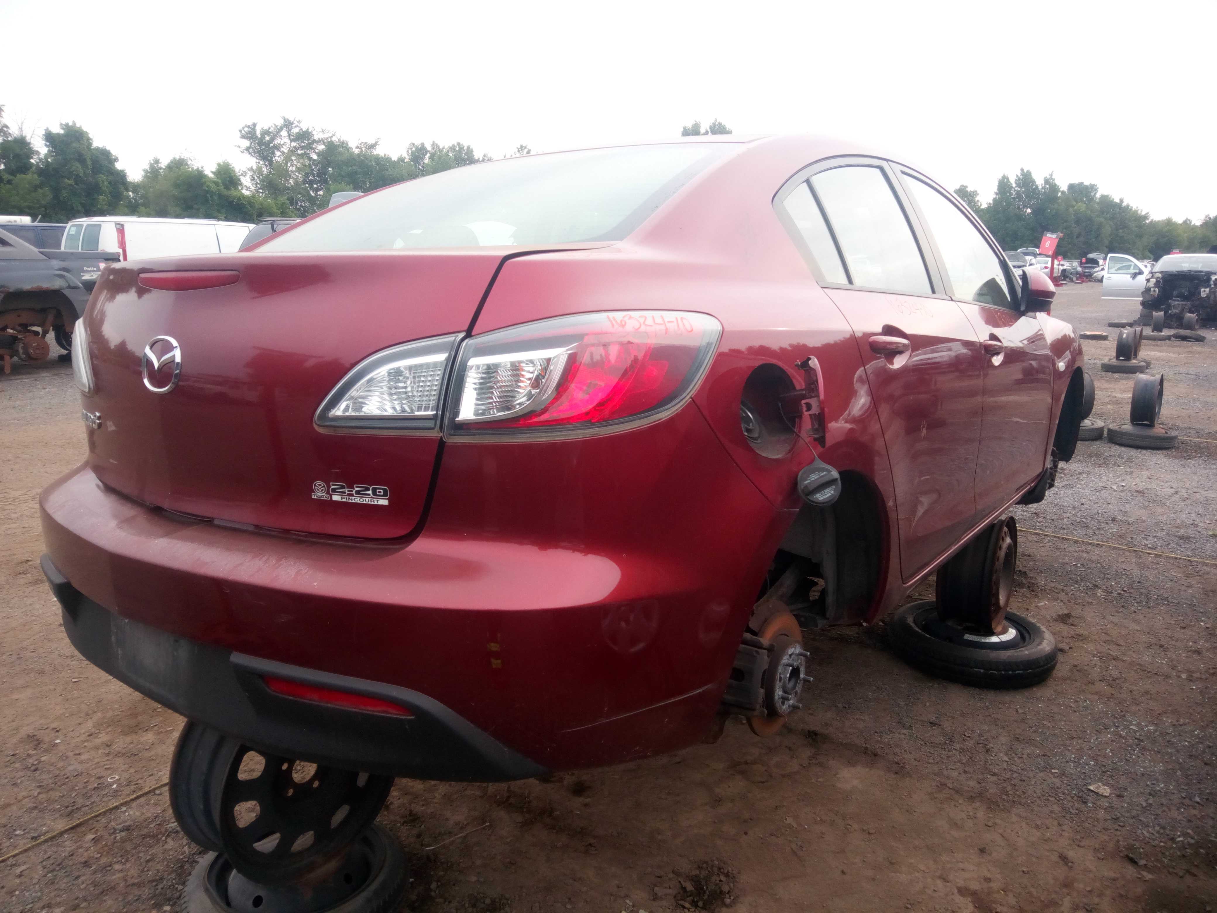 MAZDA MAZDA3 2010