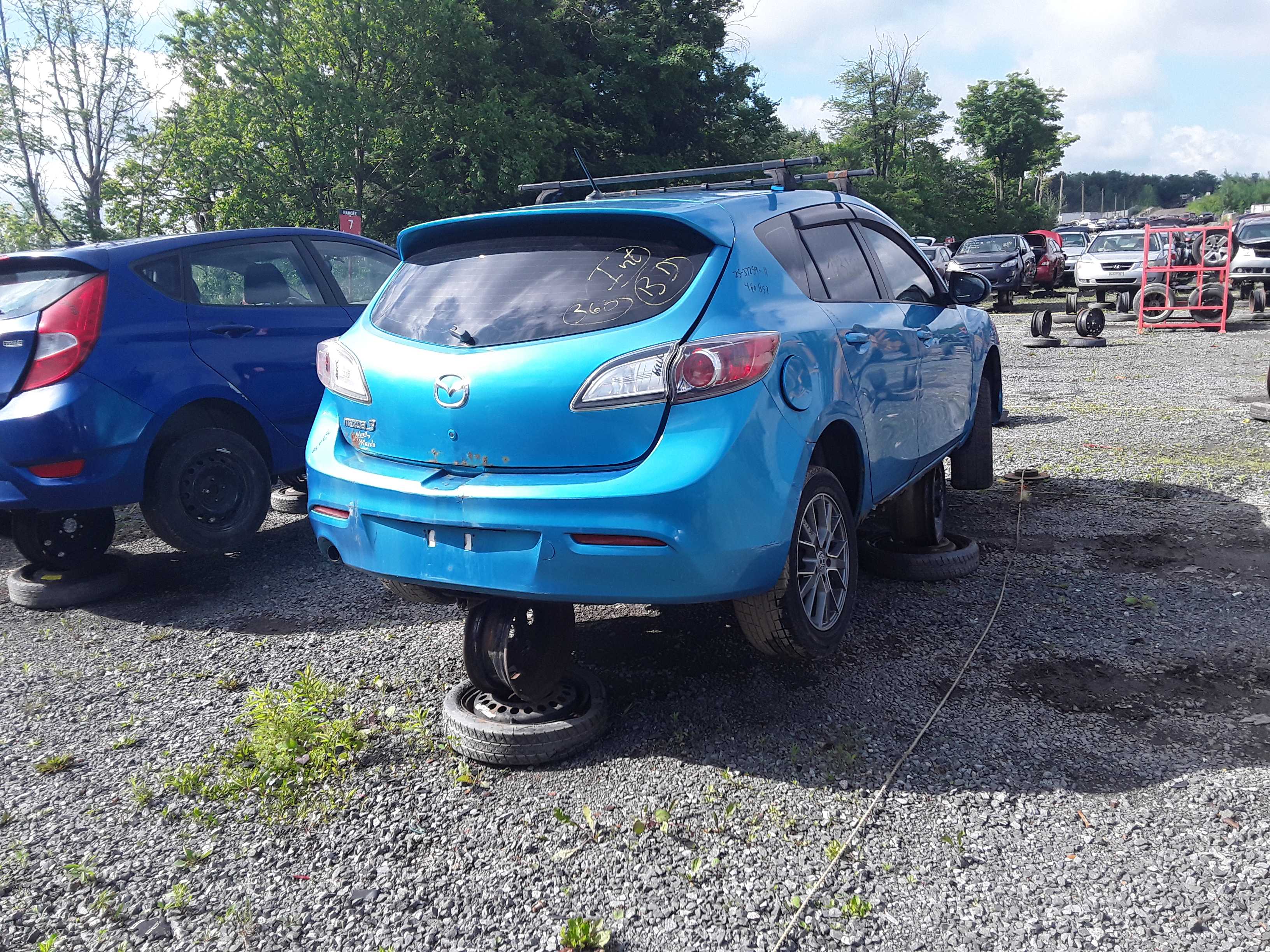 MAZDA MAZDA3 2011