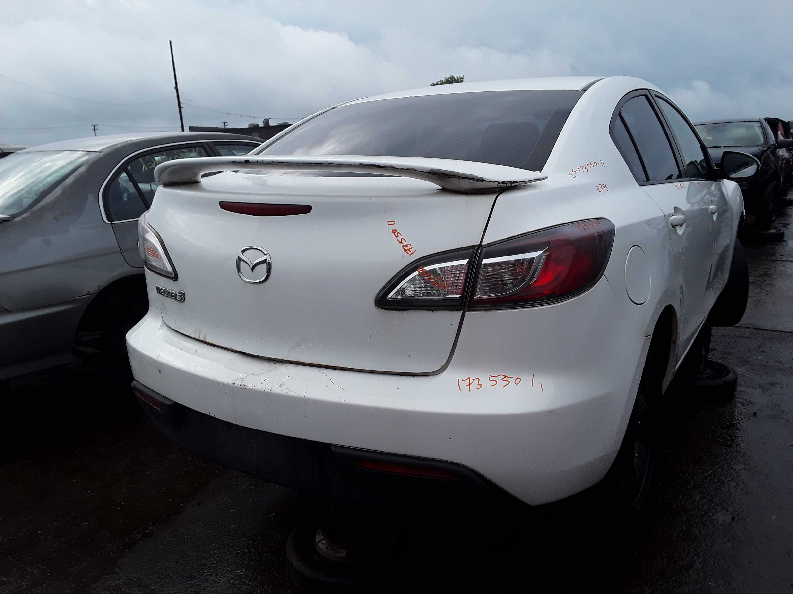MAZDA MAZDA3 2011