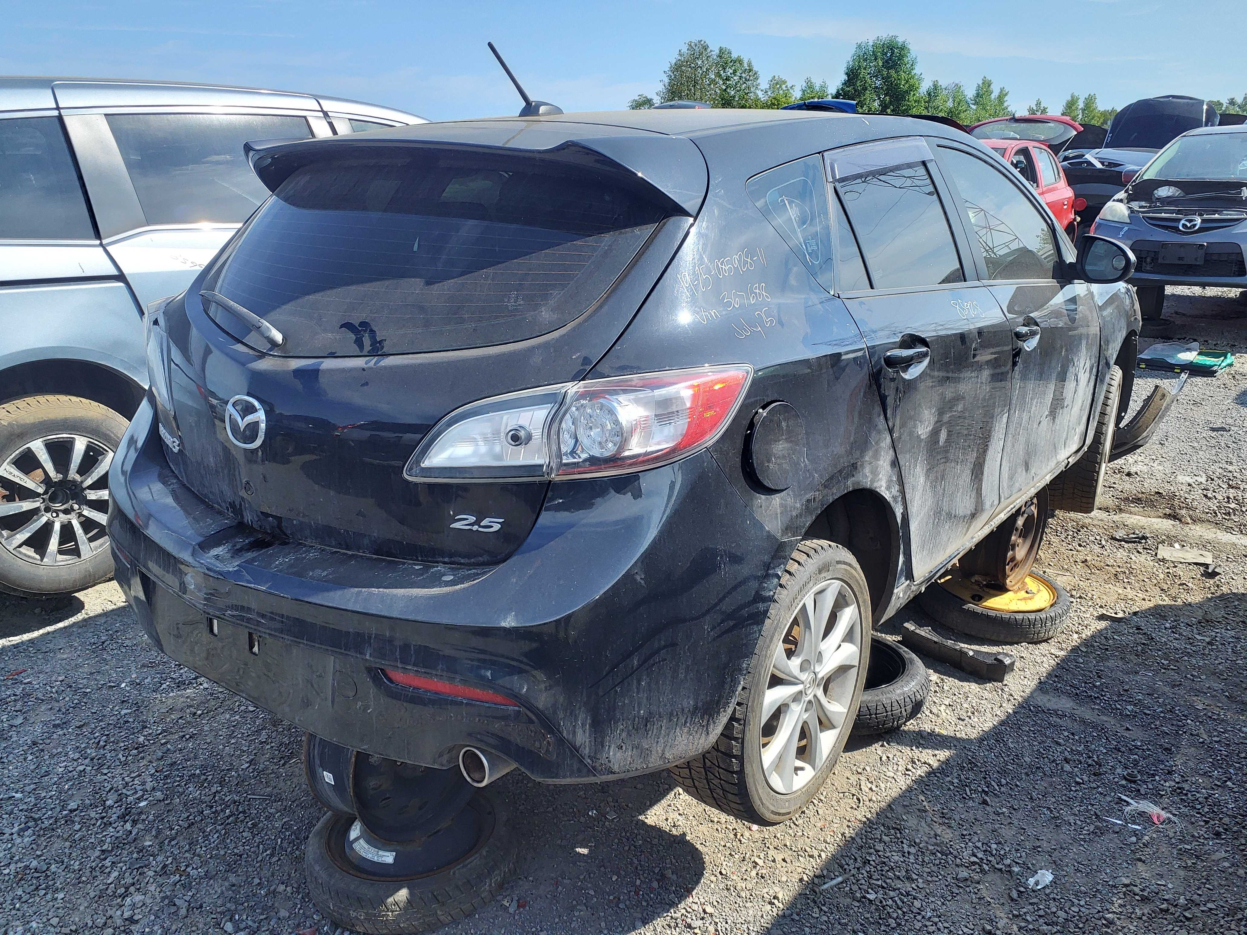 MAZDA MAZDA3 2011