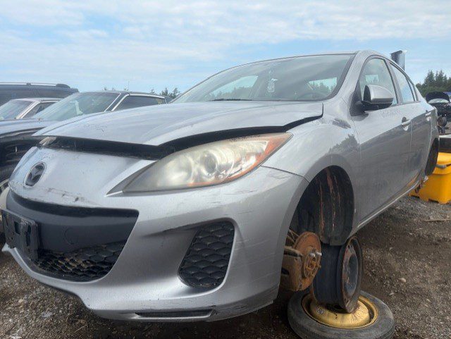 MAZDA MAZDA3 2012