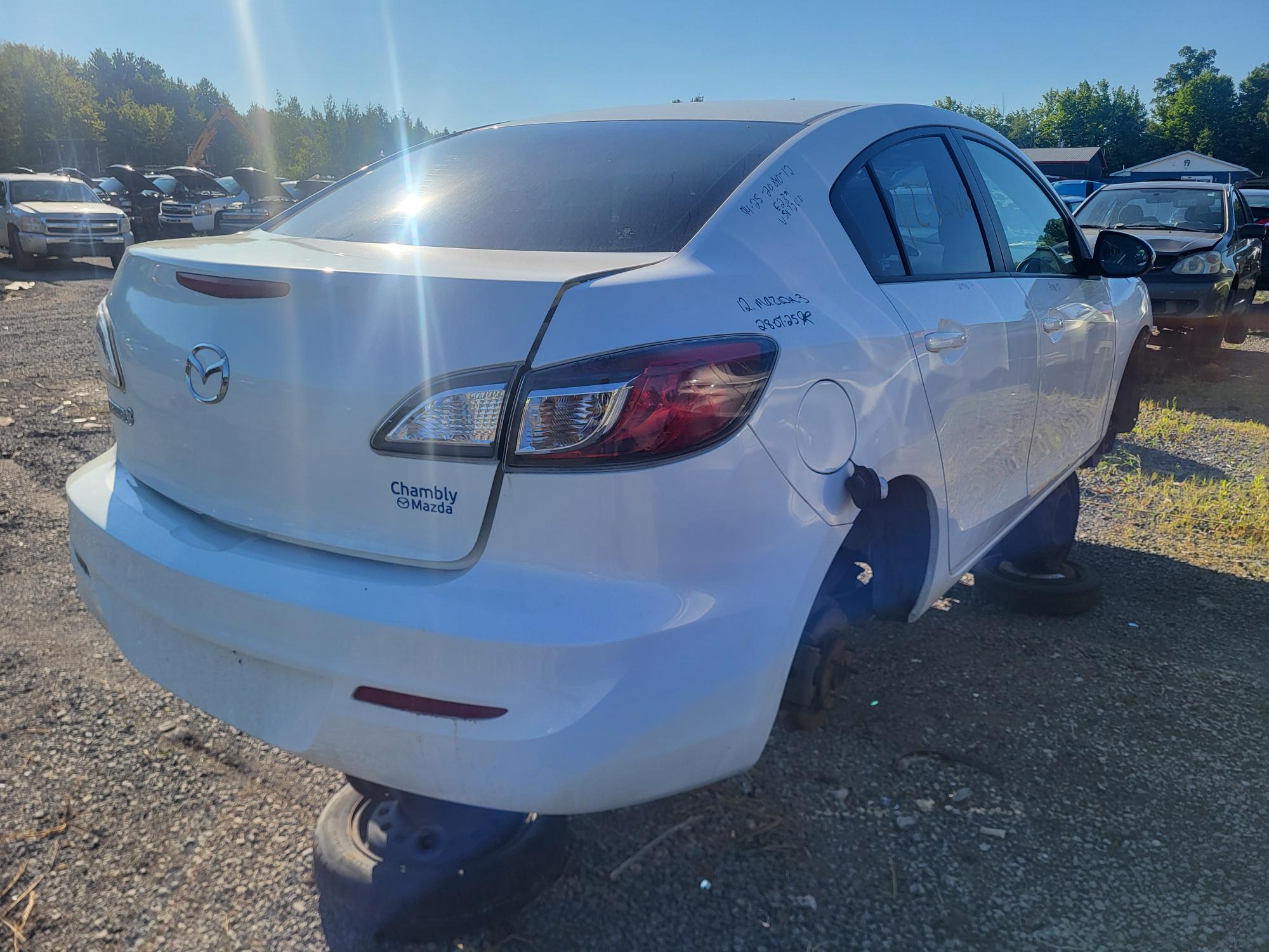 MAZDA MAZDA3 2012