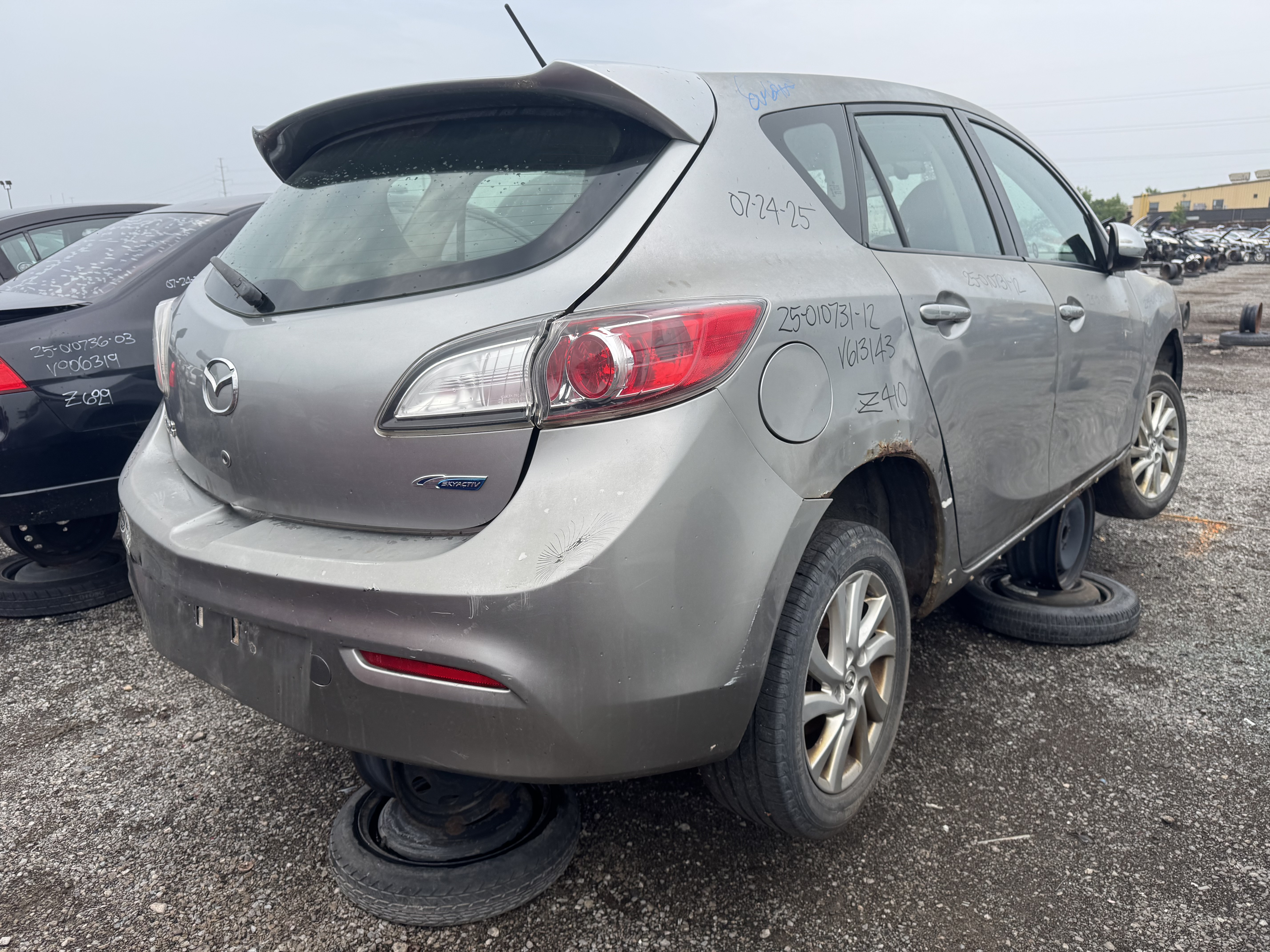 MAZDA MAZDA3 2012