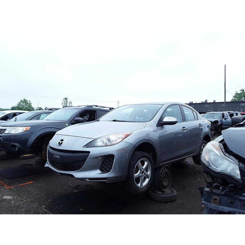 MAZDA MAZDA3 2013