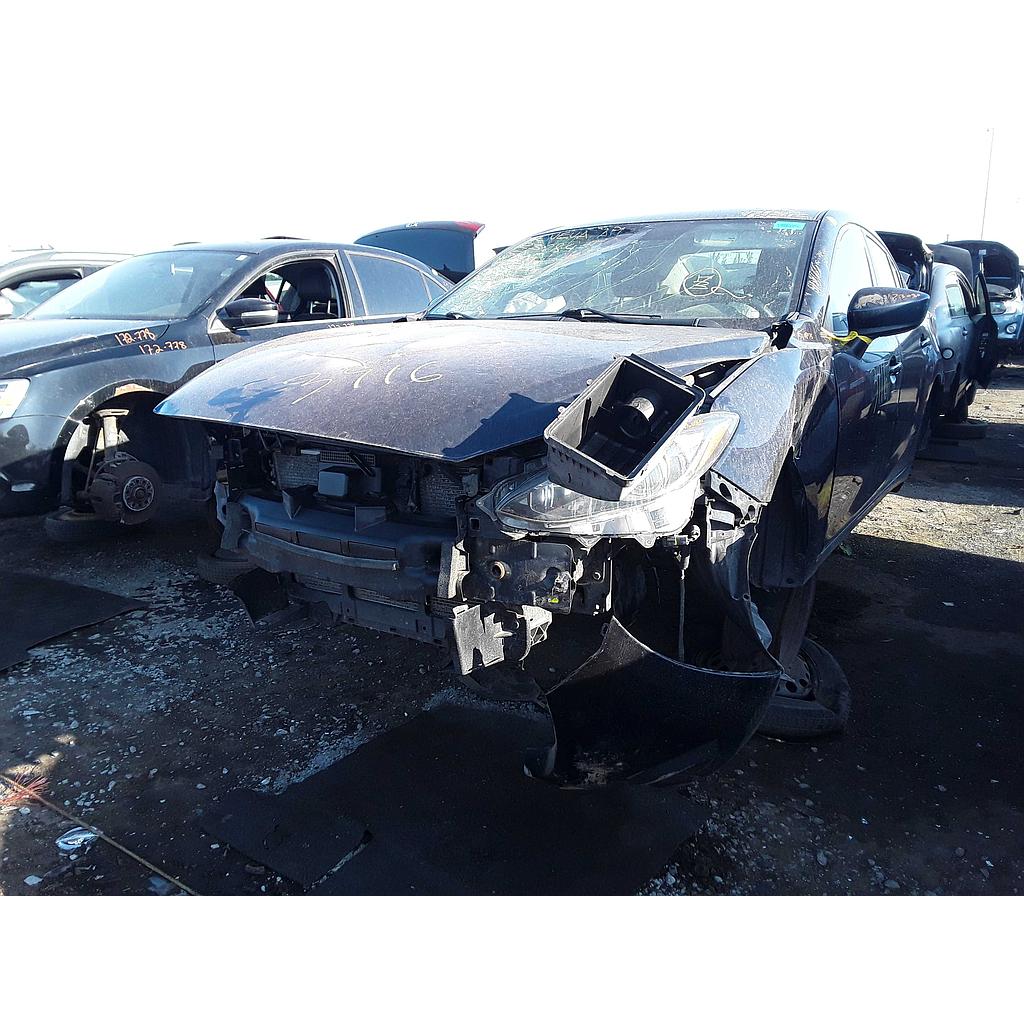 MAZDA MAZDA3 2015