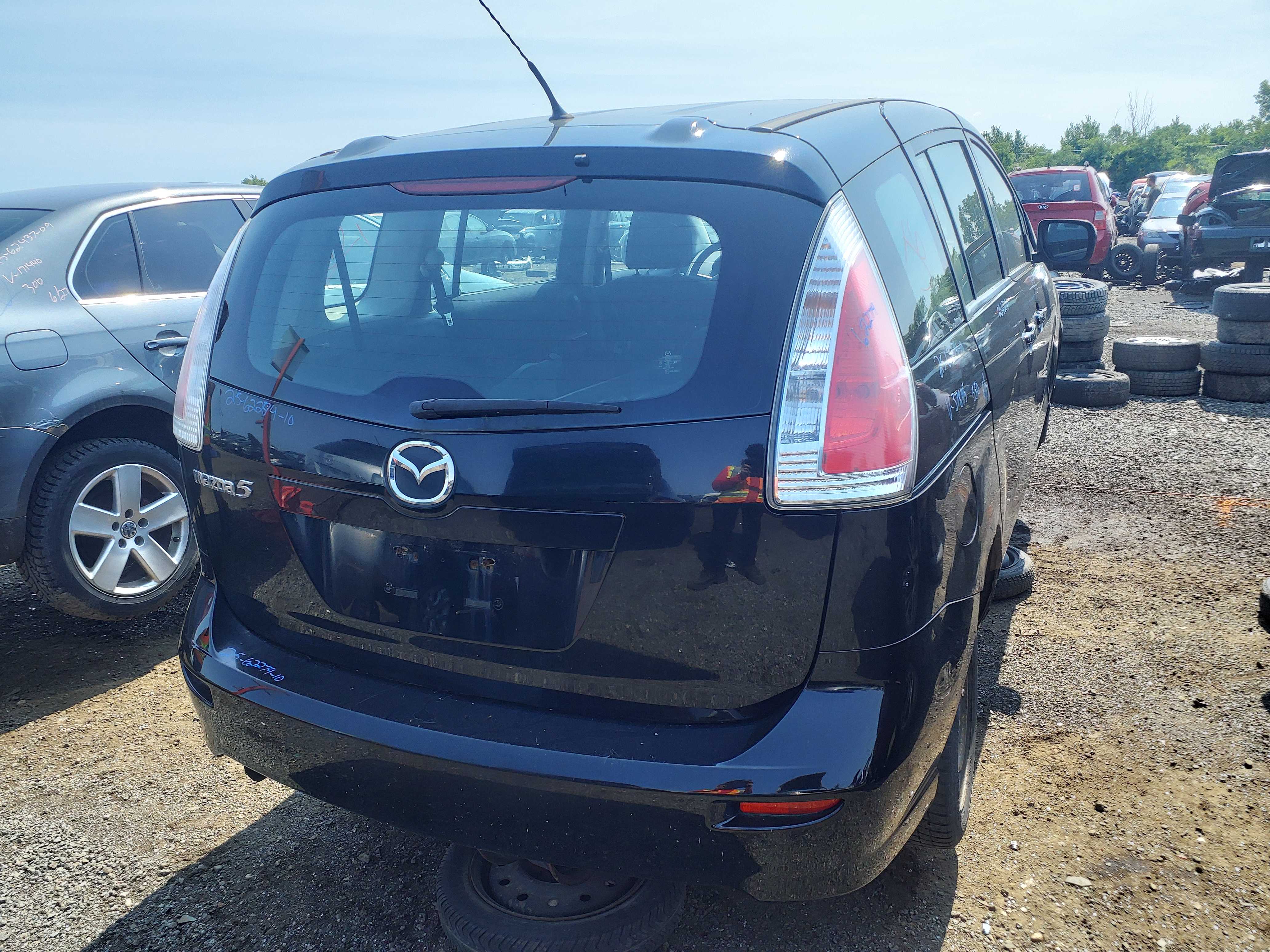 MAZDA MAZDA5 2010