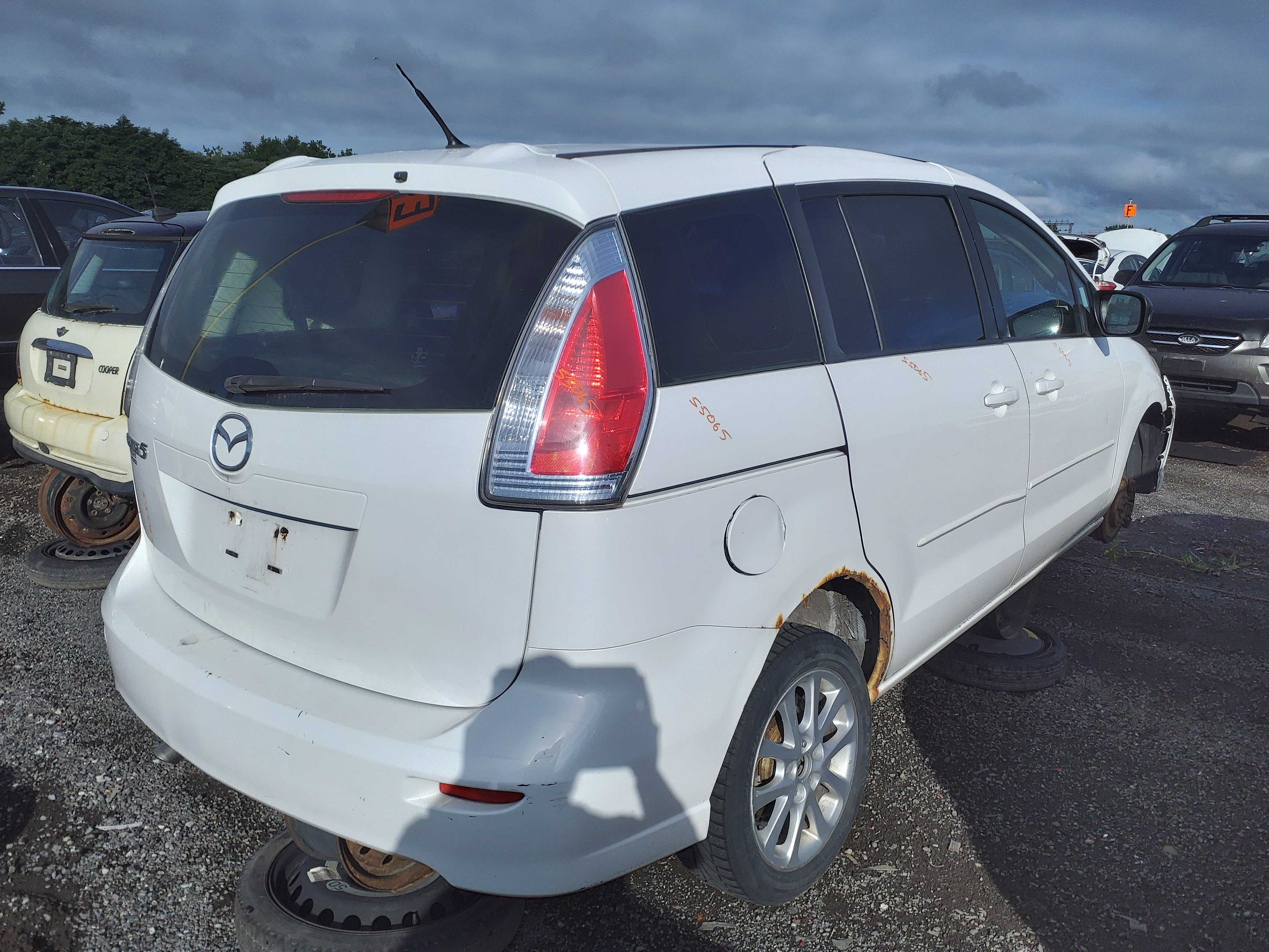 MAZDA MAZDA5 2010
