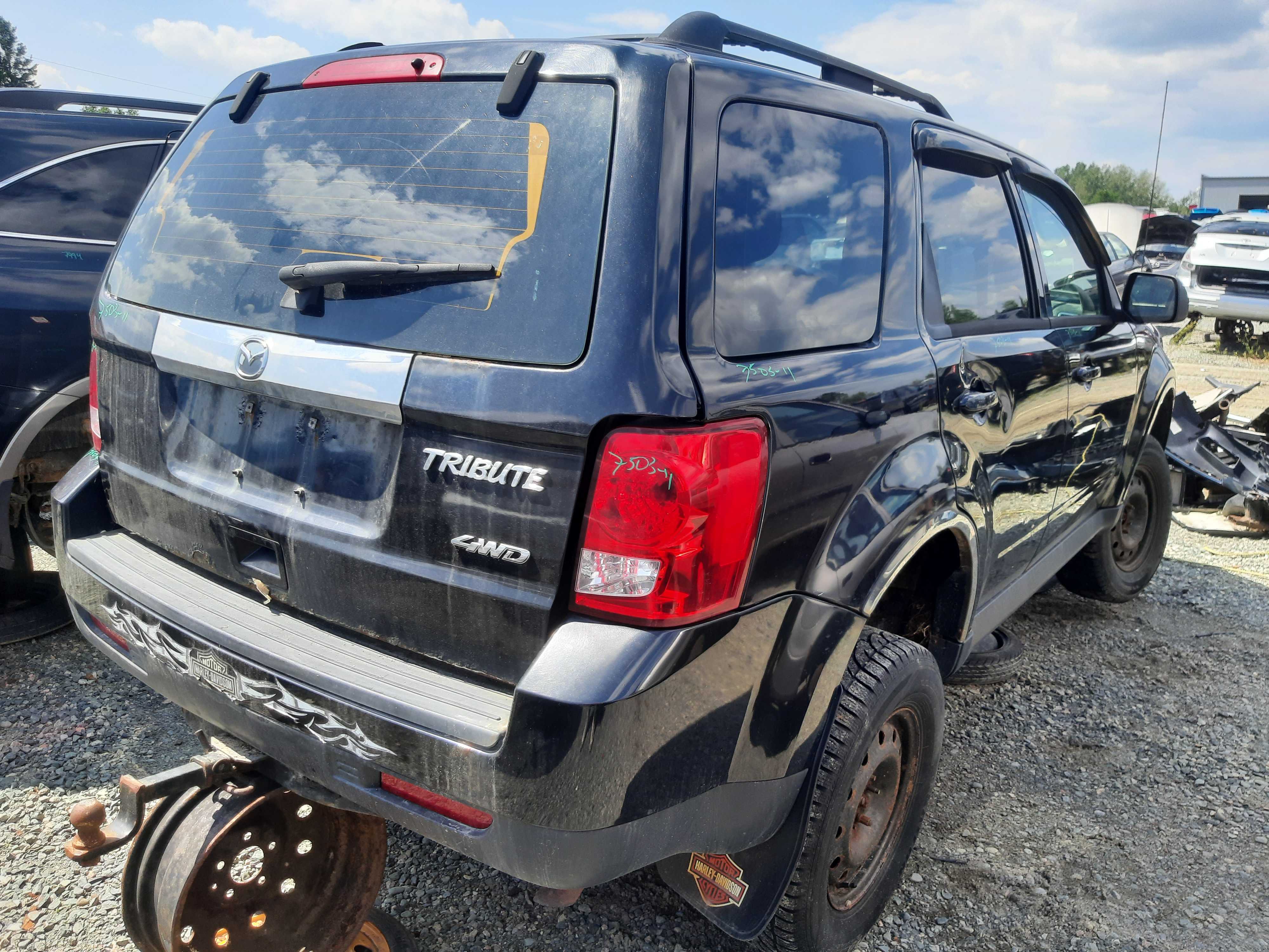 MAZDA TRIBUTE 2011