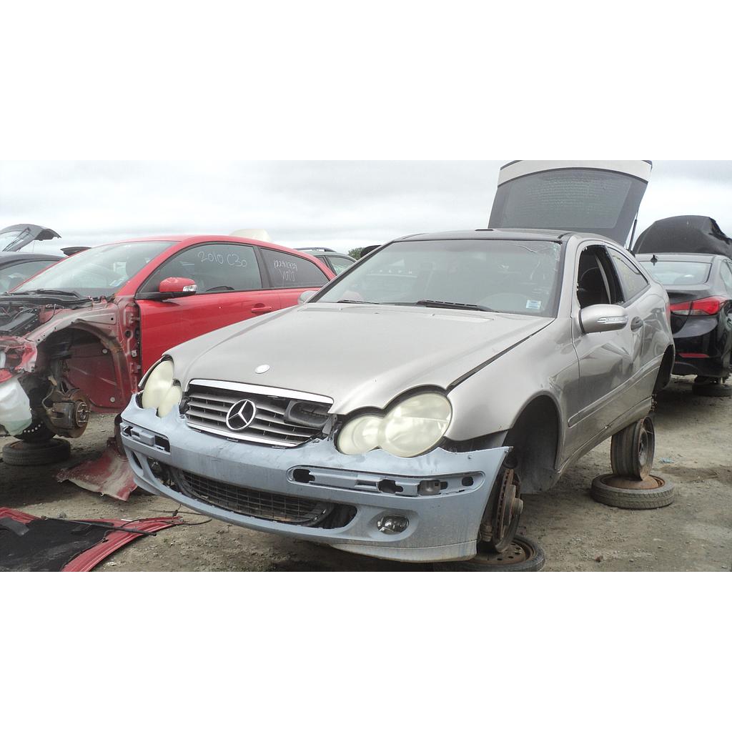MERCEDES-BENZ C-CLASS 2005