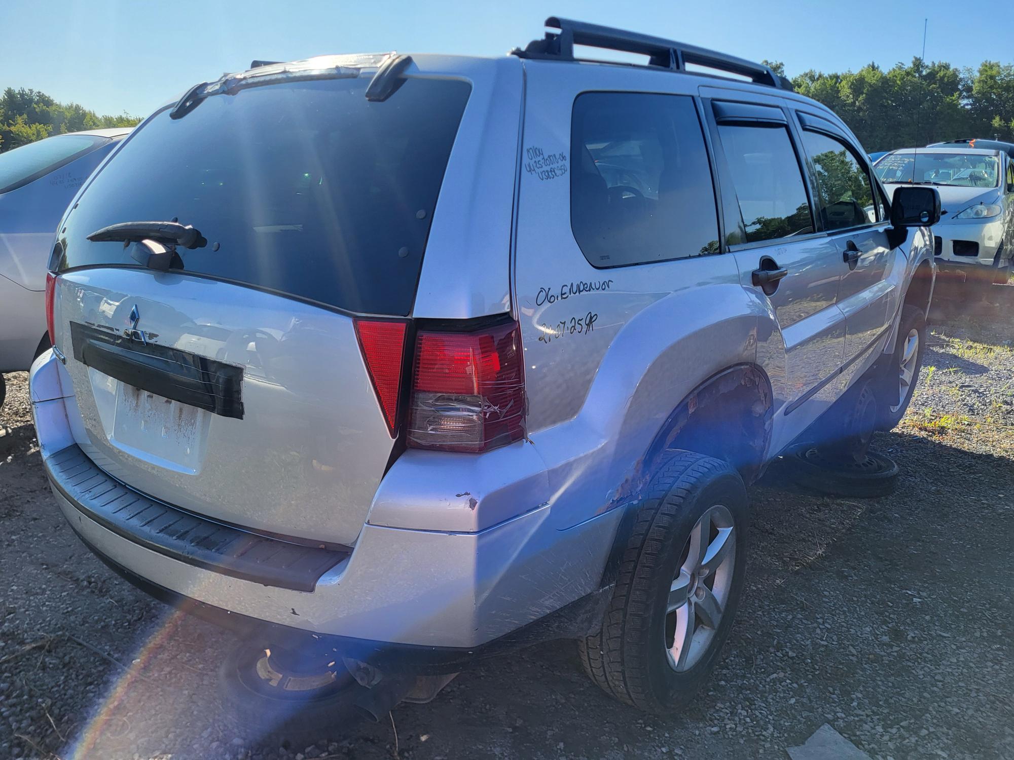 MITSUBISHI ENDEAVOR 2006