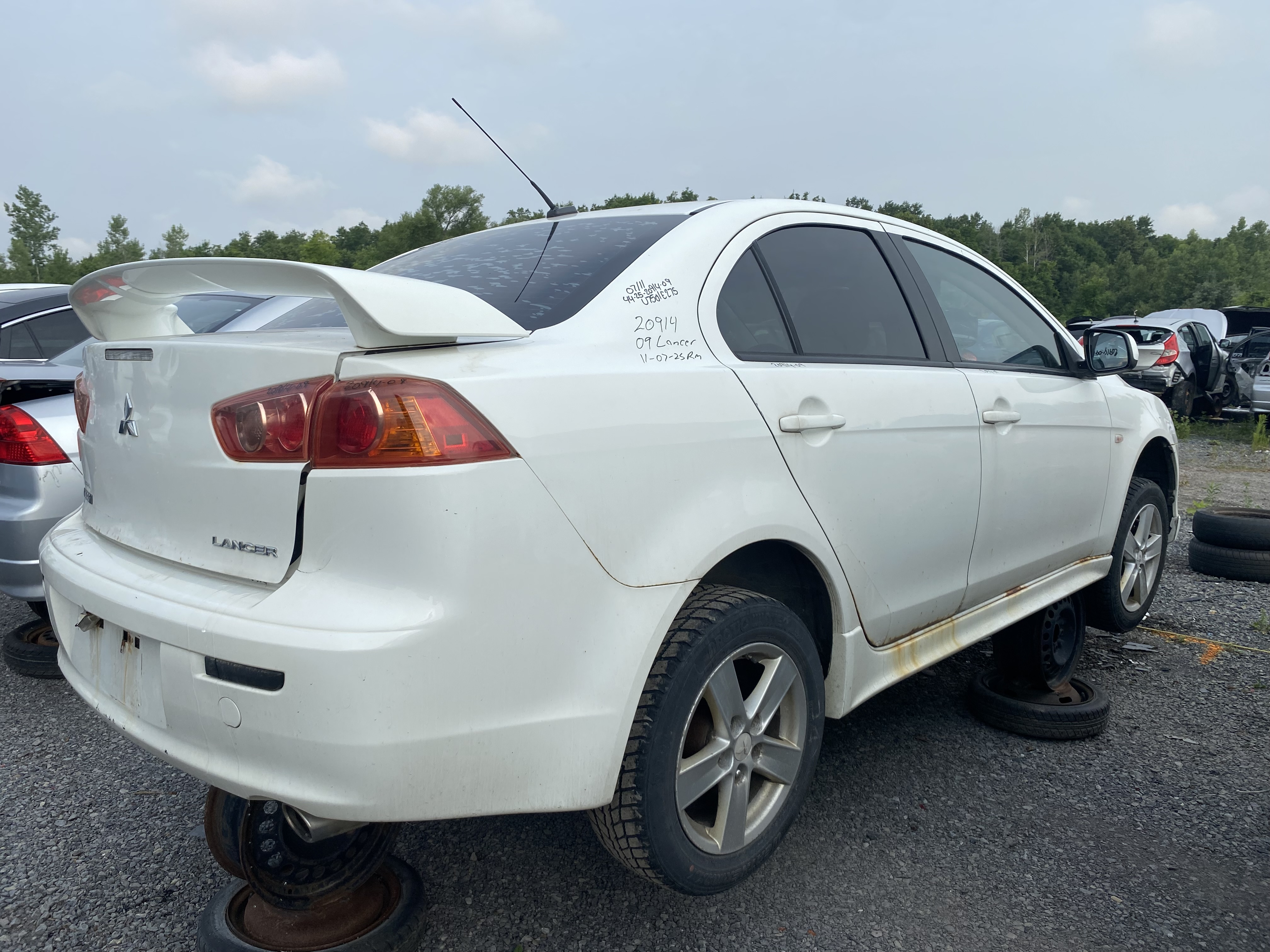 MITSUBISHI LANCER 2009