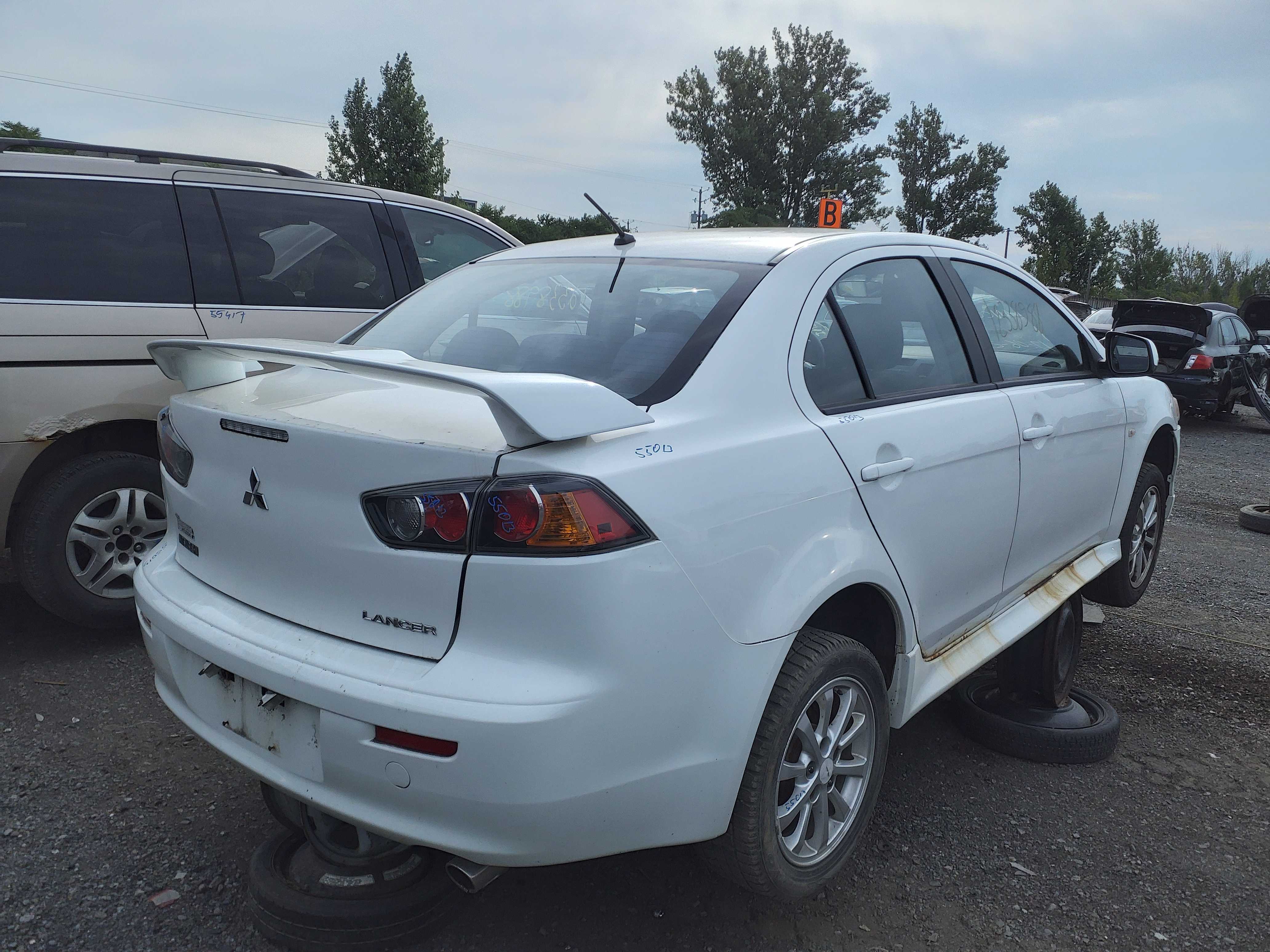 MITSUBISHI LANCER 2012