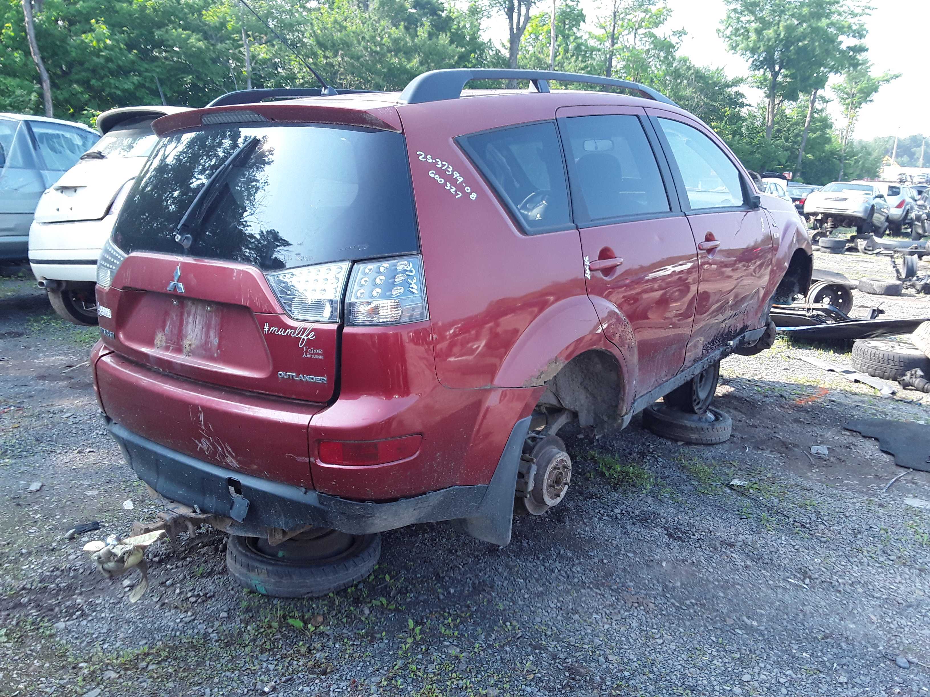 MITSUBISHI OUTLANDER 2008