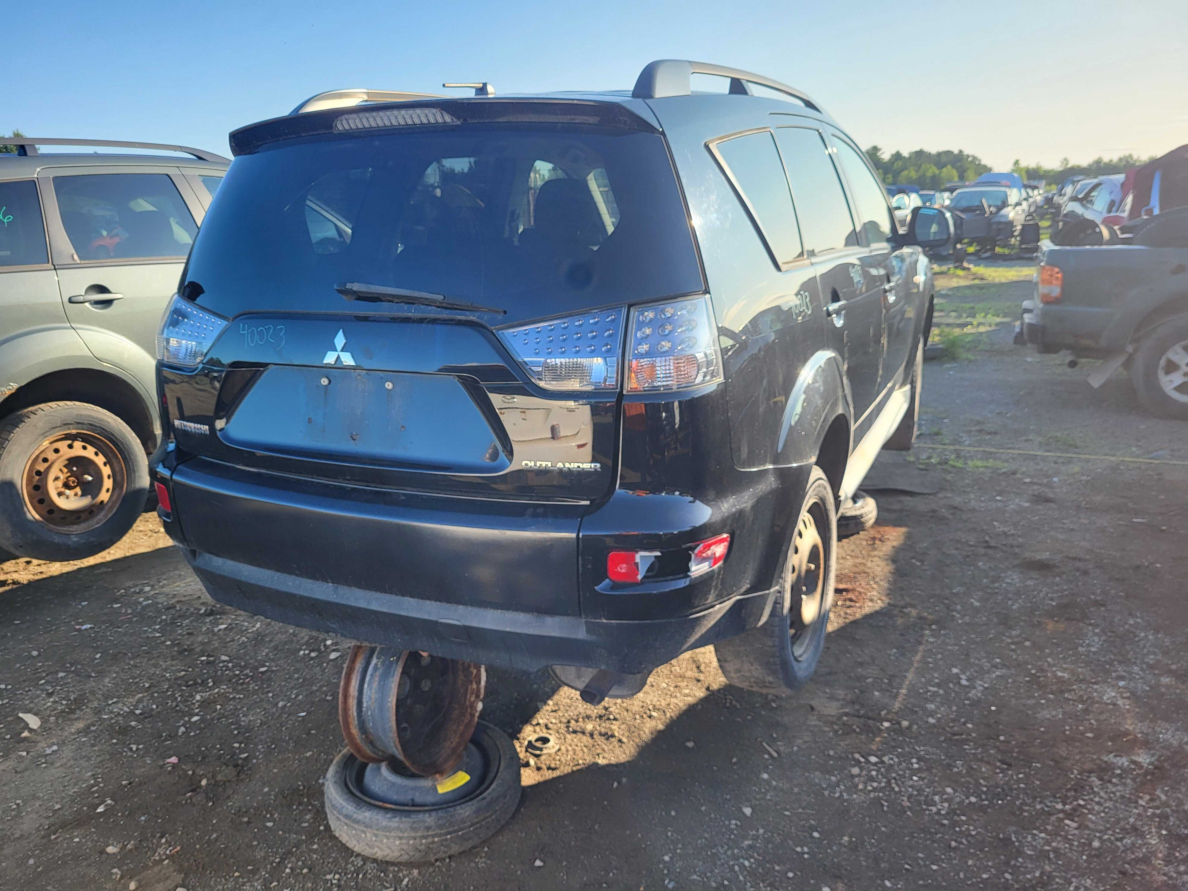 MITSUBISHI OUTLANDER 2010
