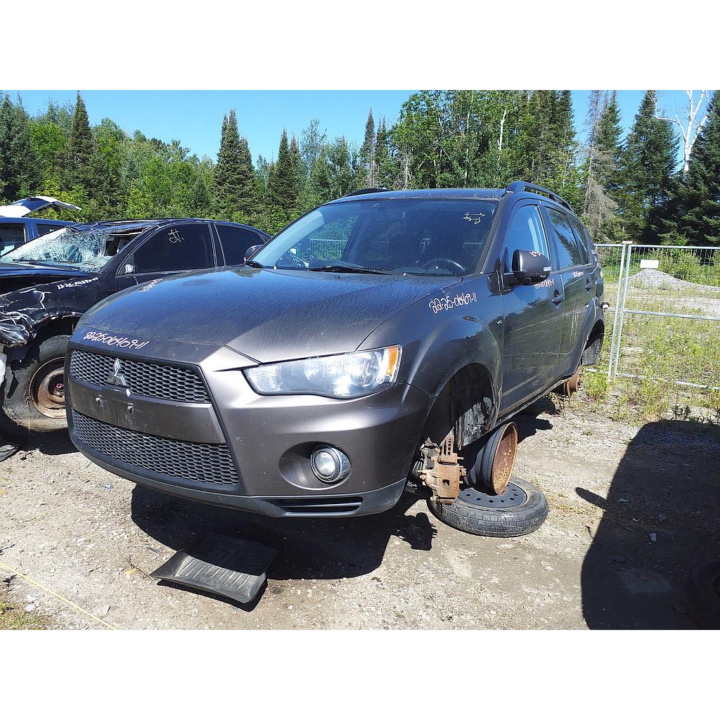 MITSUBISHI OUTLANDER 2011