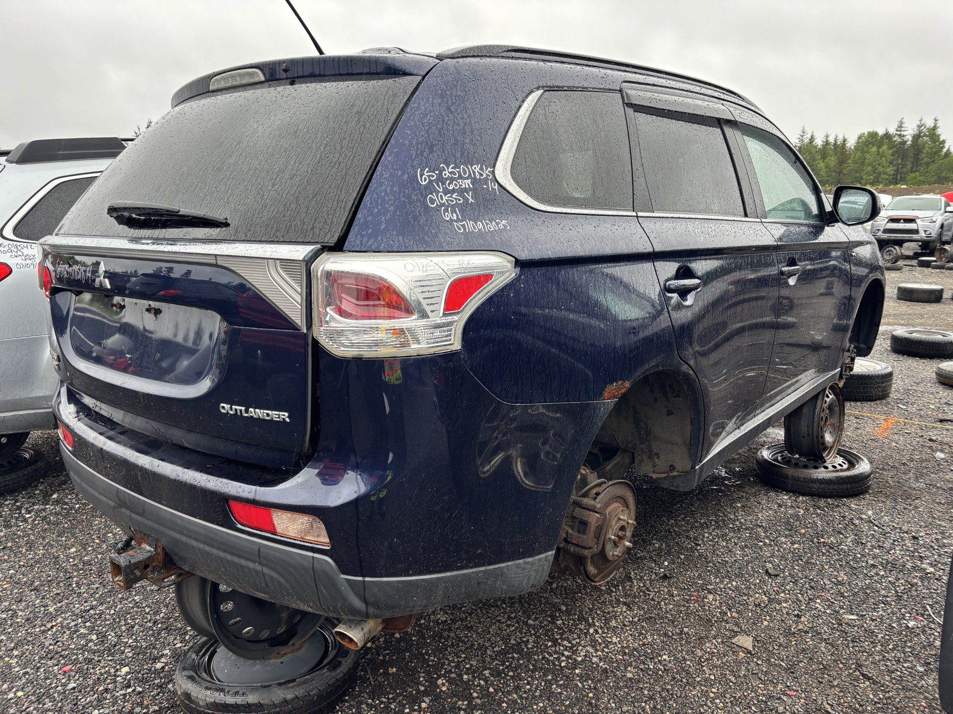 MITSUBISHI OUTLANDER 2014