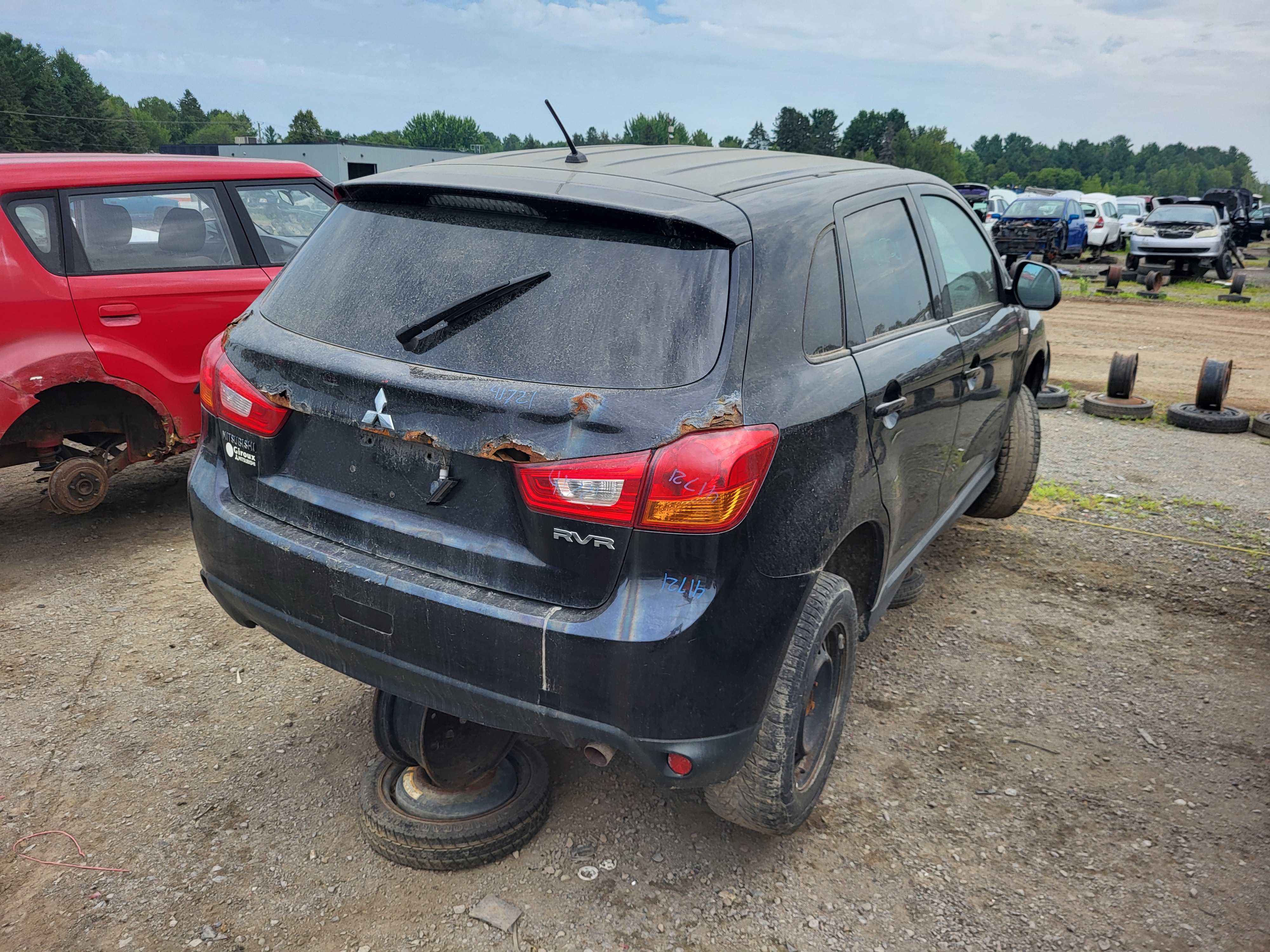 MITSUBISHI RVR 2014