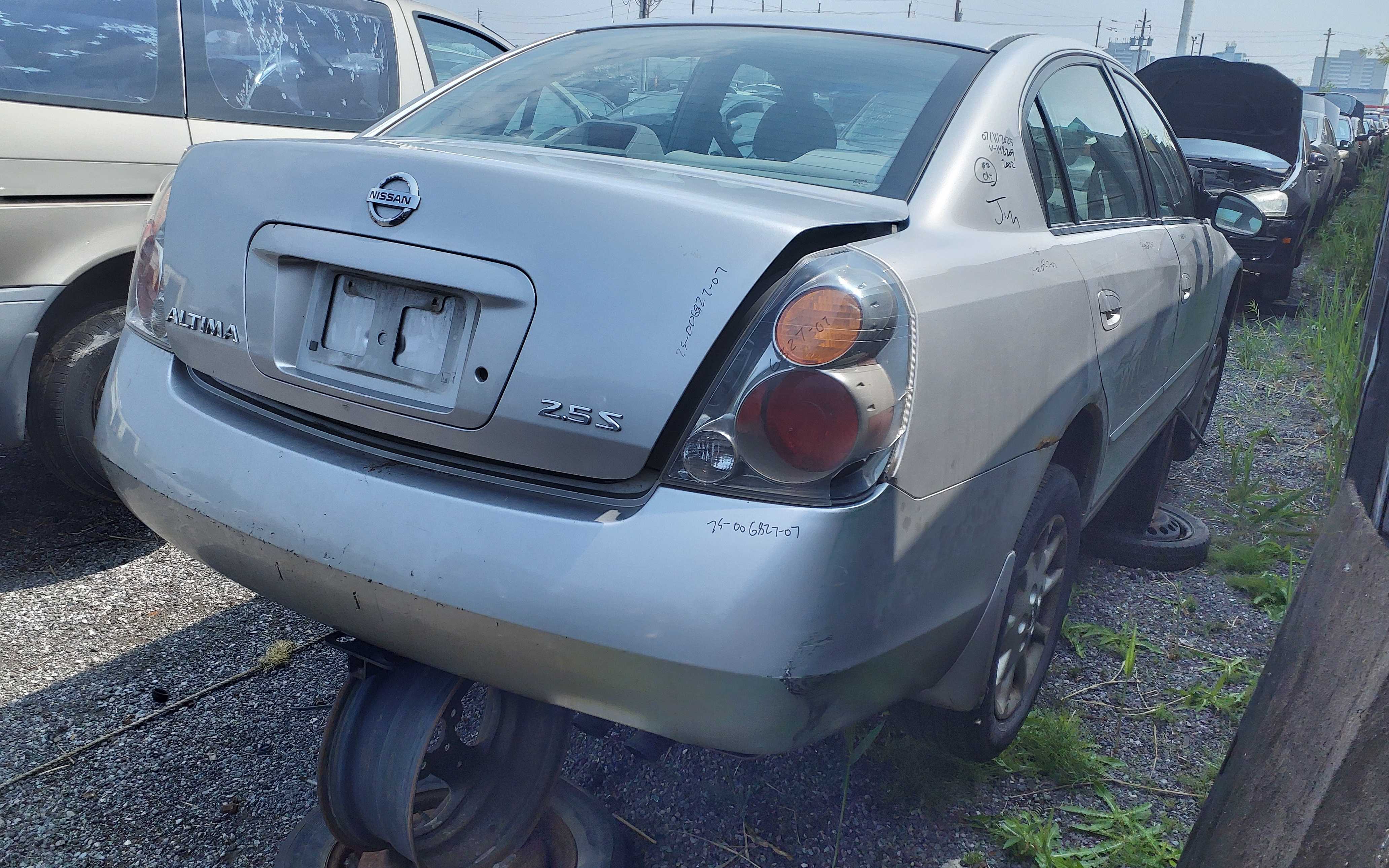 NISSAN ALTIMA 2002