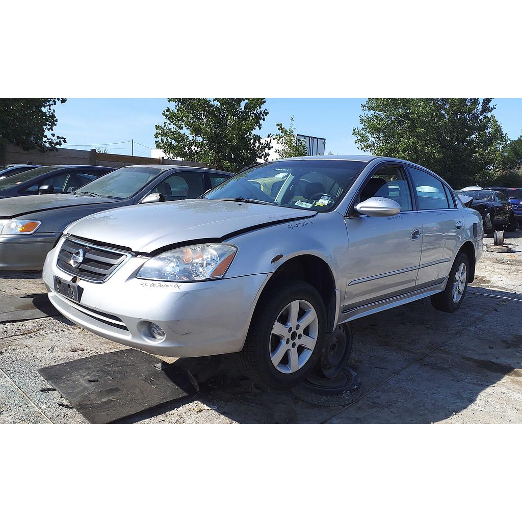 NISSAN ALTIMA 2002