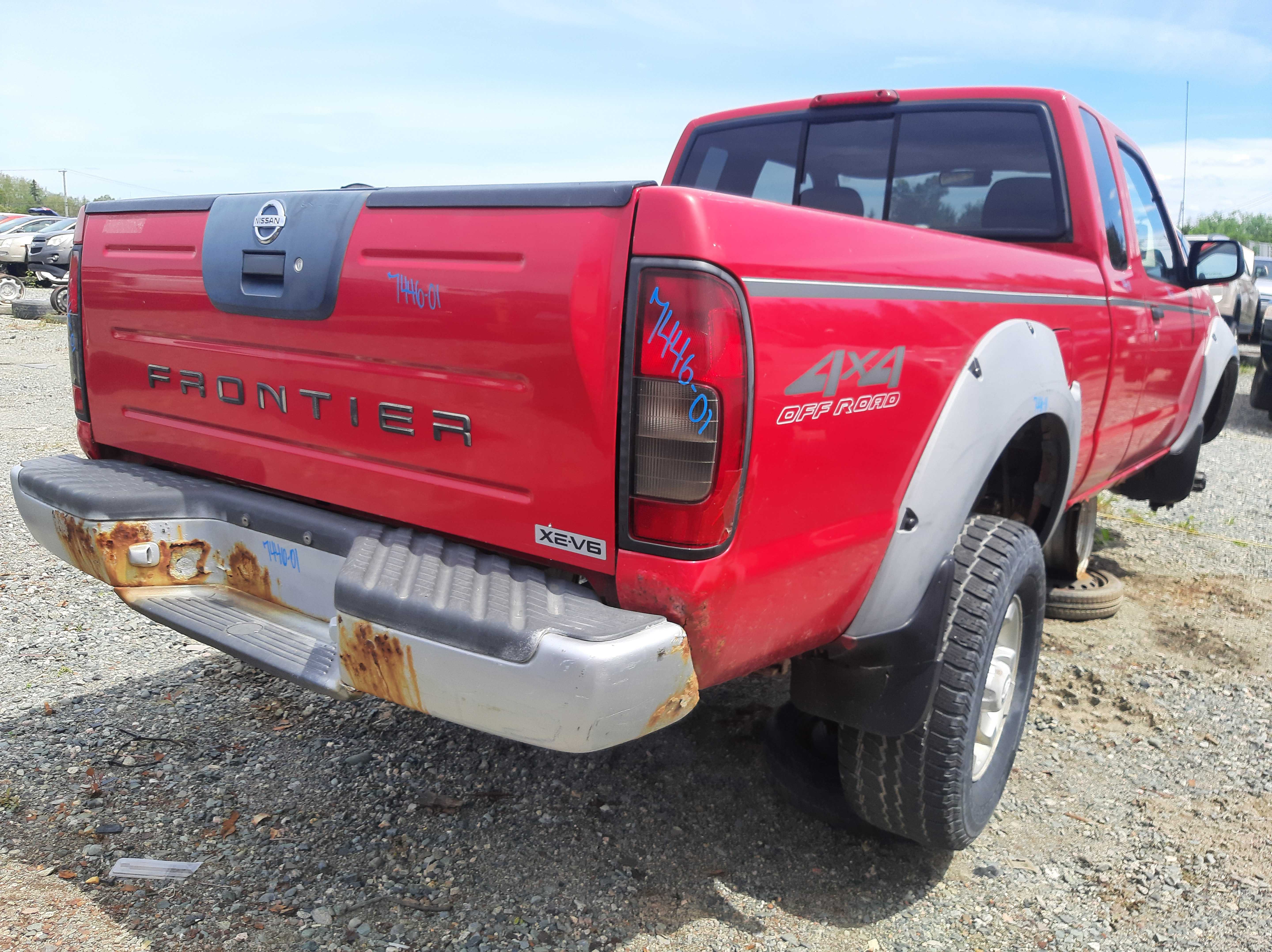 NISSAN FRONTIER 2001