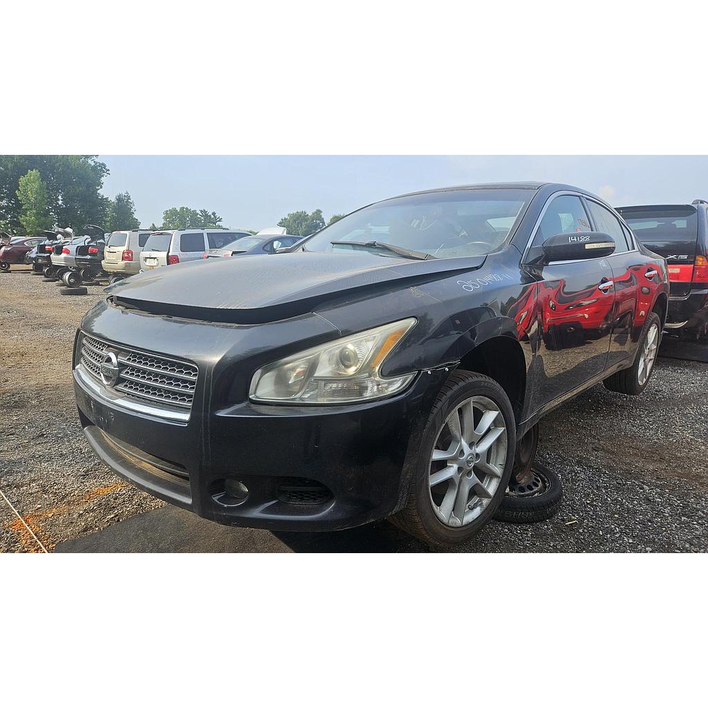 NISSAN MAXIMA 2011