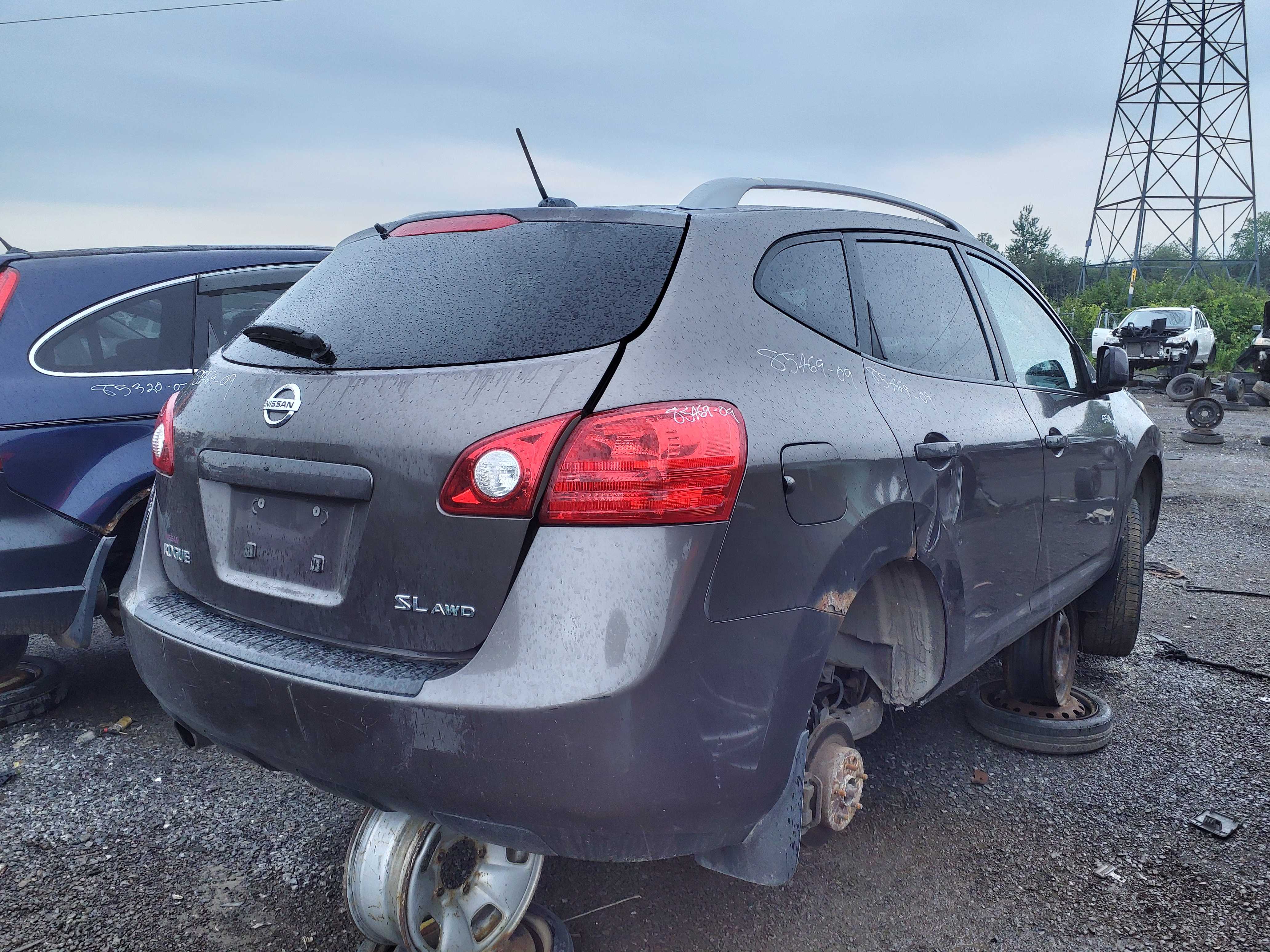 NISSAN ROGUE 2009