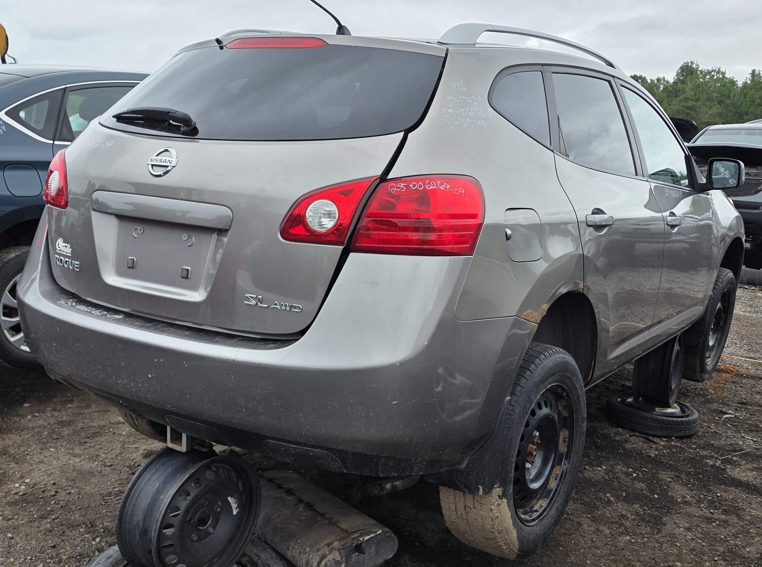 NISSAN ROGUE 2009