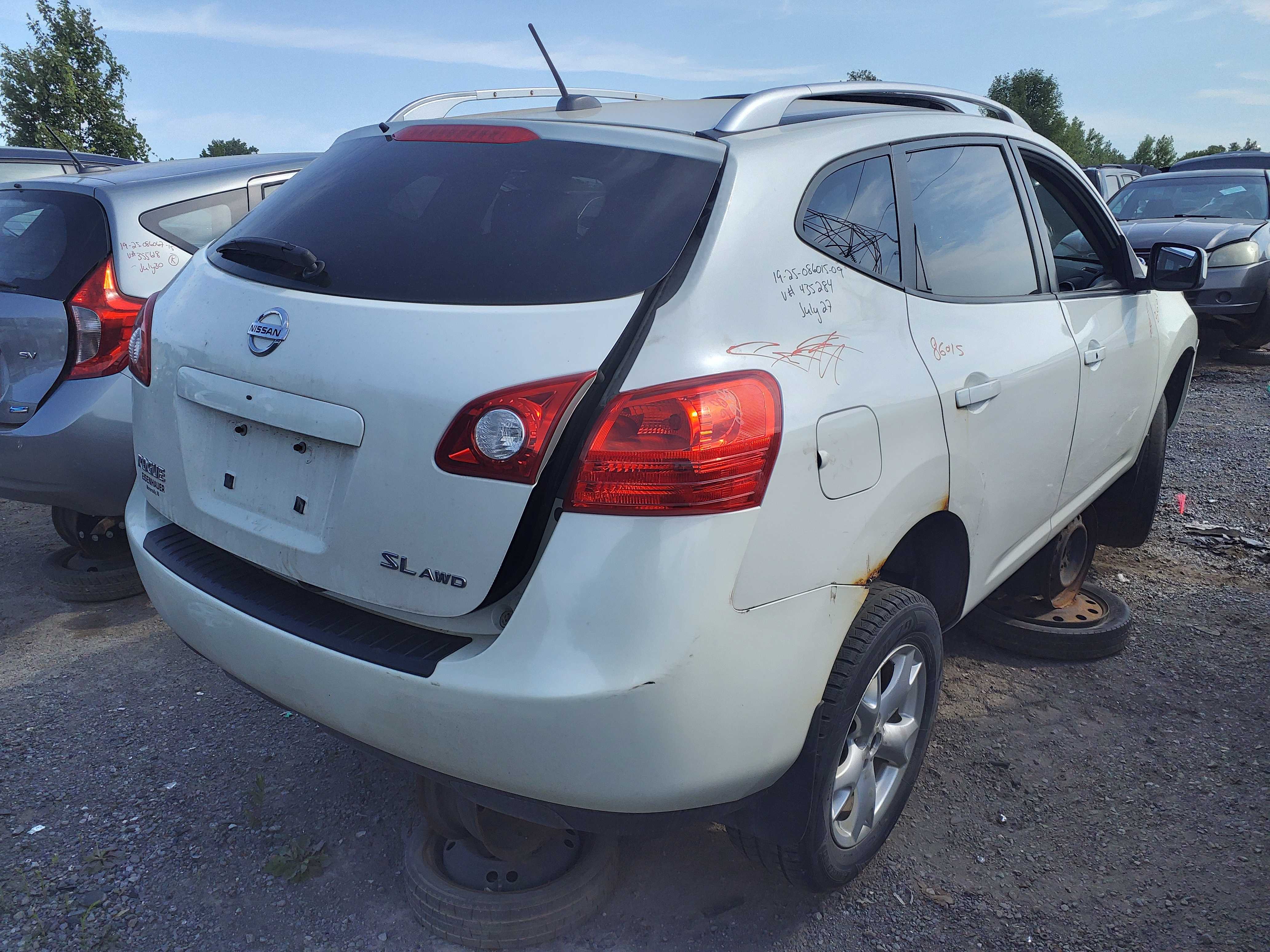 NISSAN ROGUE 2009