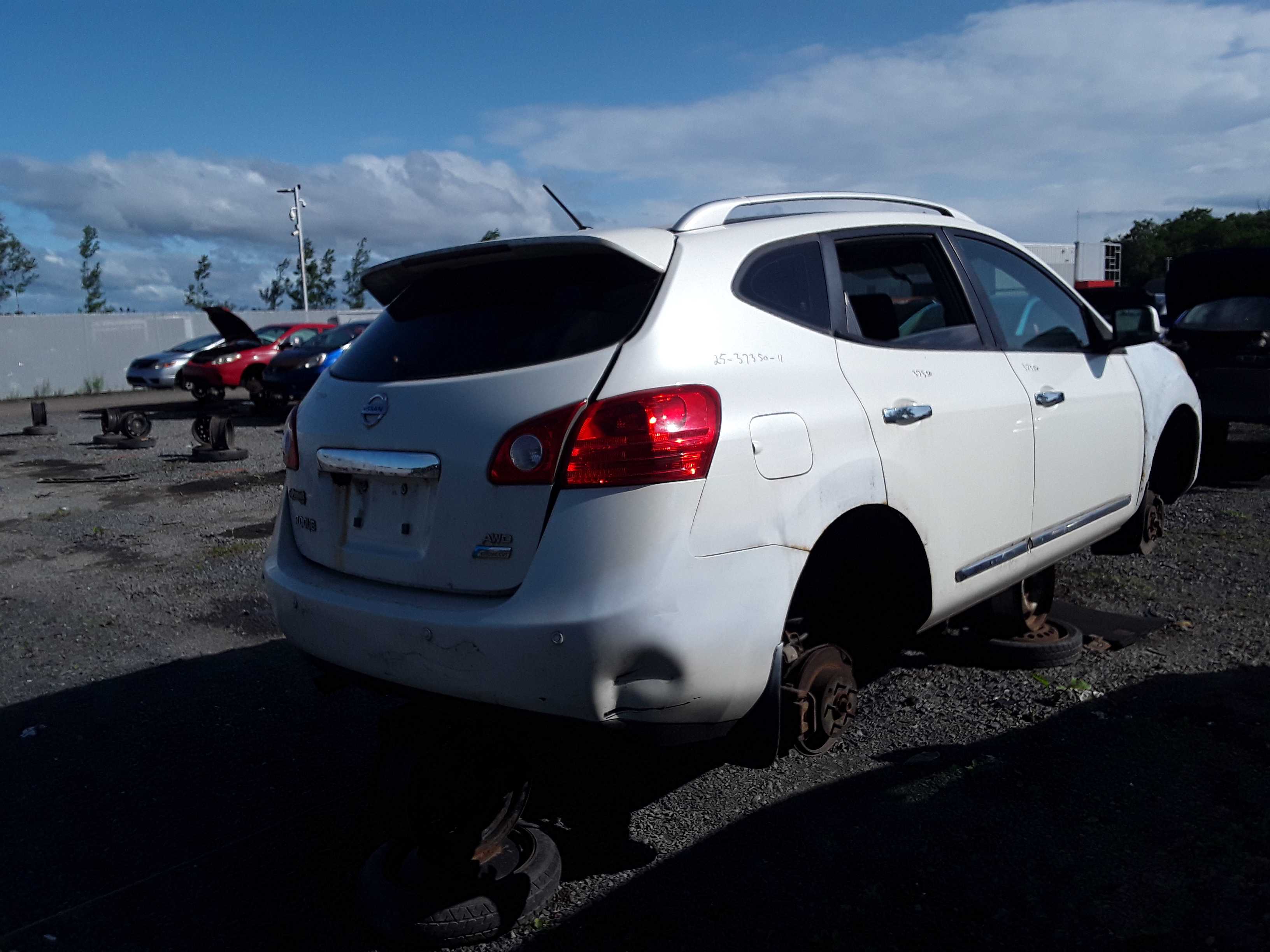 NISSAN ROGUE 2011