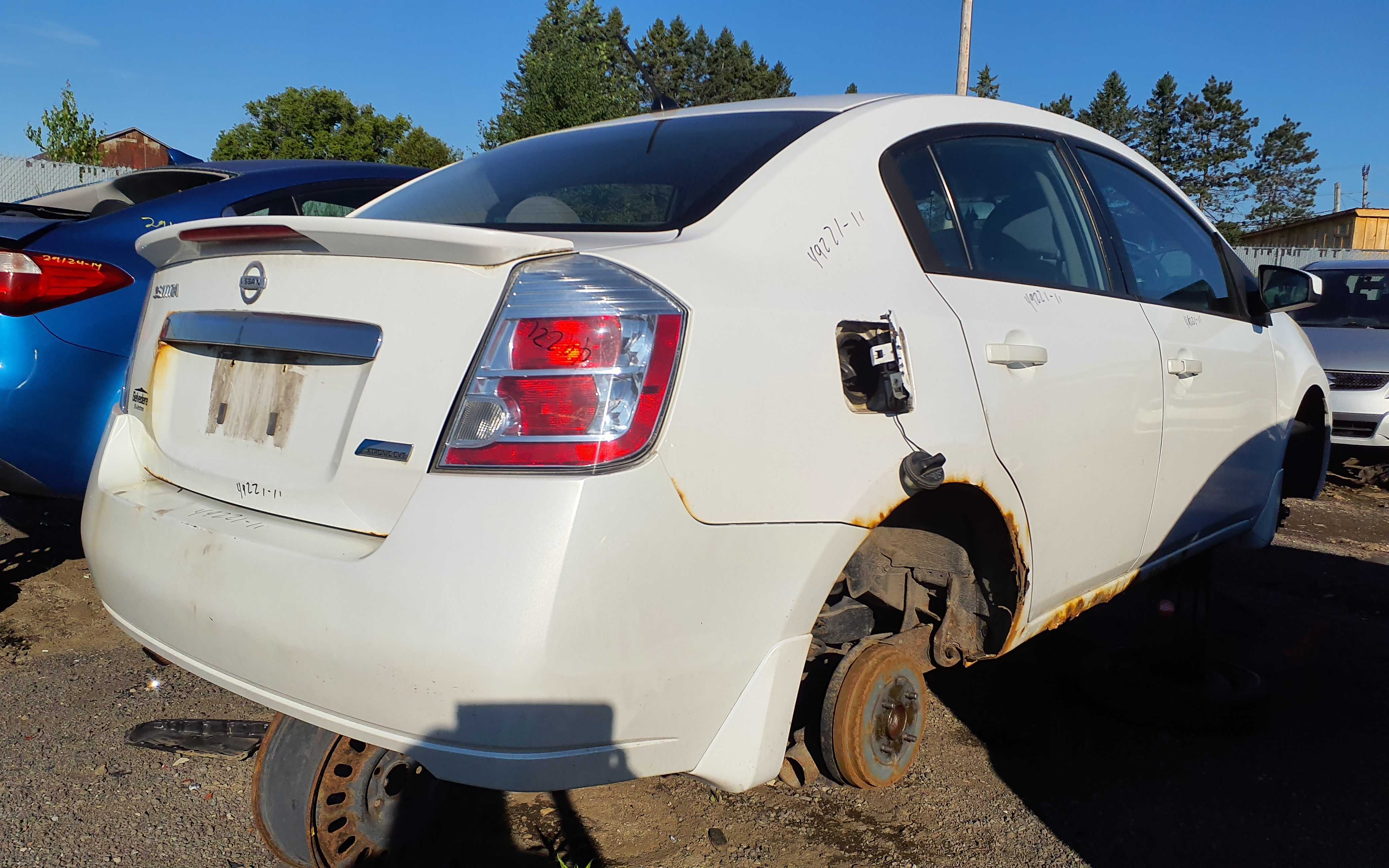 NISSAN SENTRA 2011