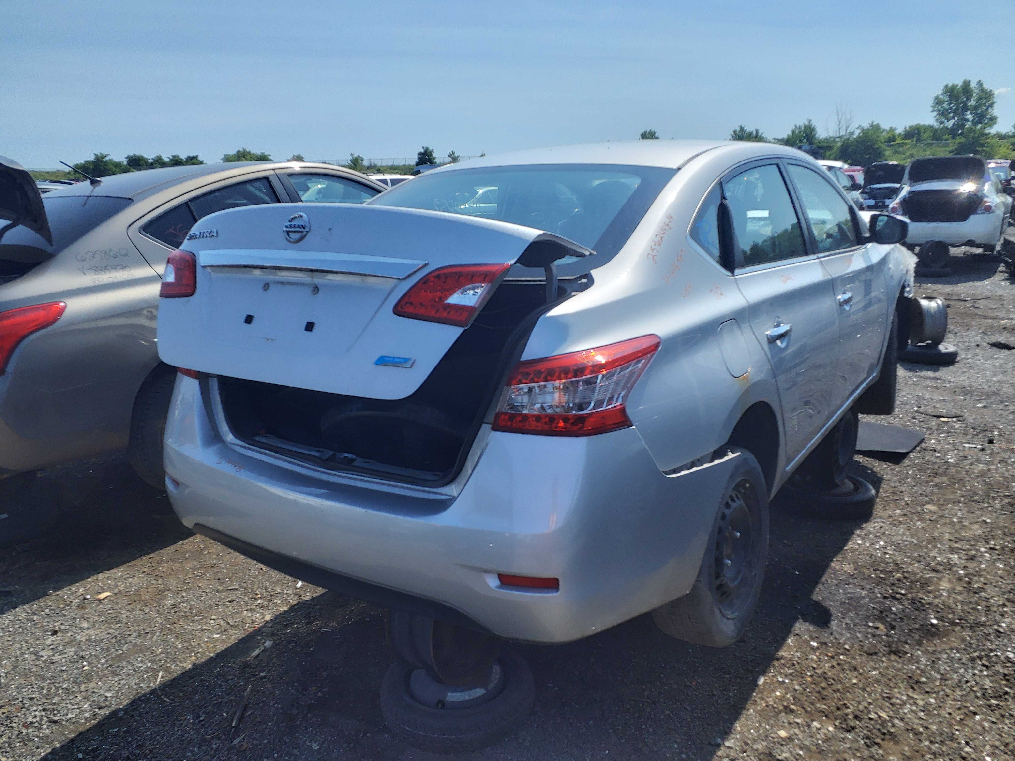 NISSAN SENTRA 2014