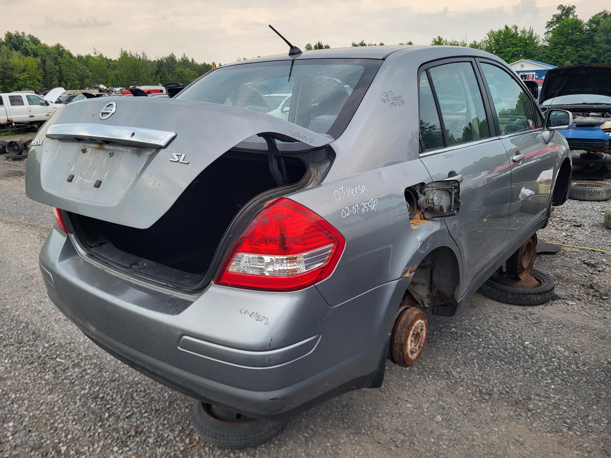 NISSAN VERSA 2007