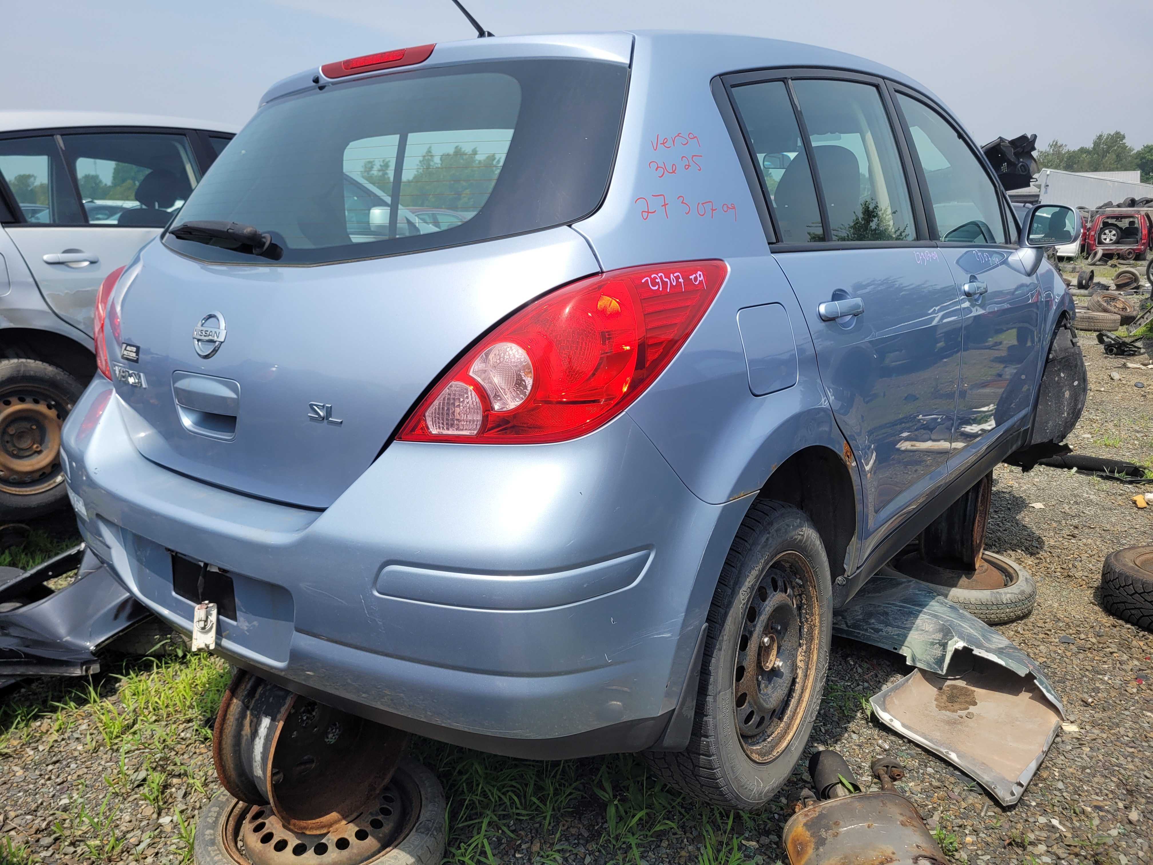 NISSAN VERSA 2009