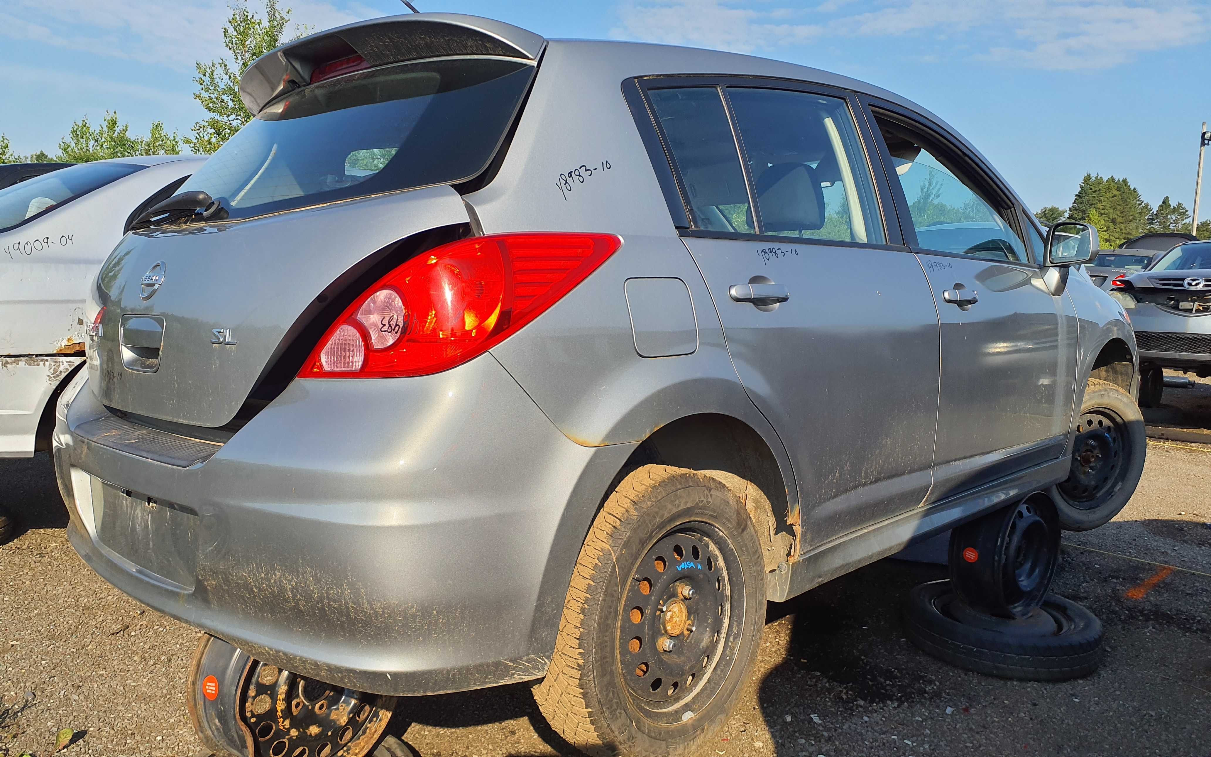 NISSAN VERSA 2010