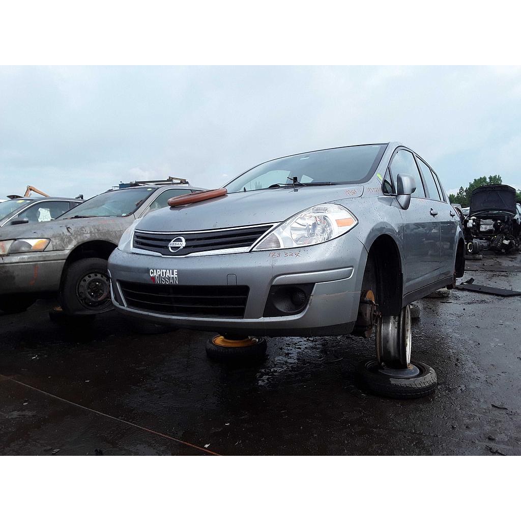 NISSAN VERSA 2011