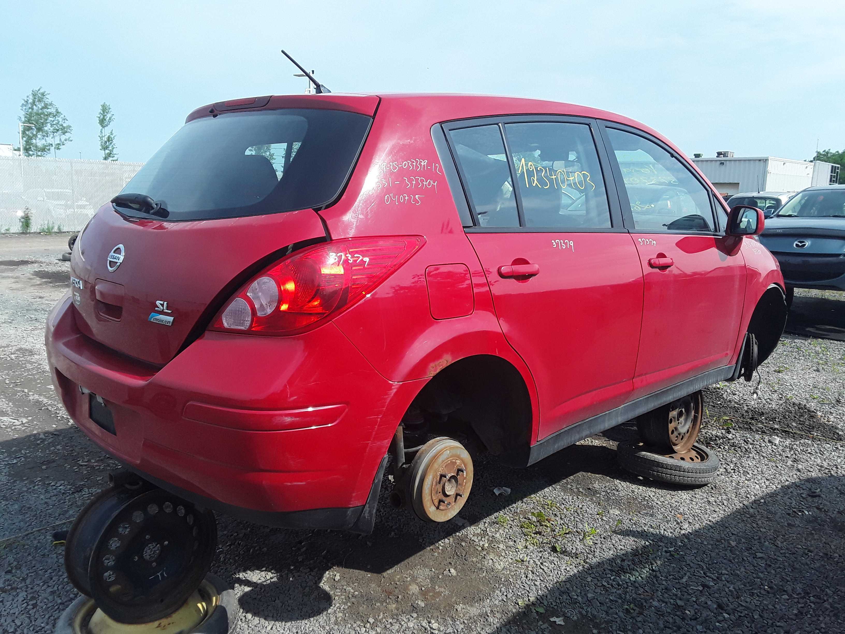 NISSAN VERSA 2012