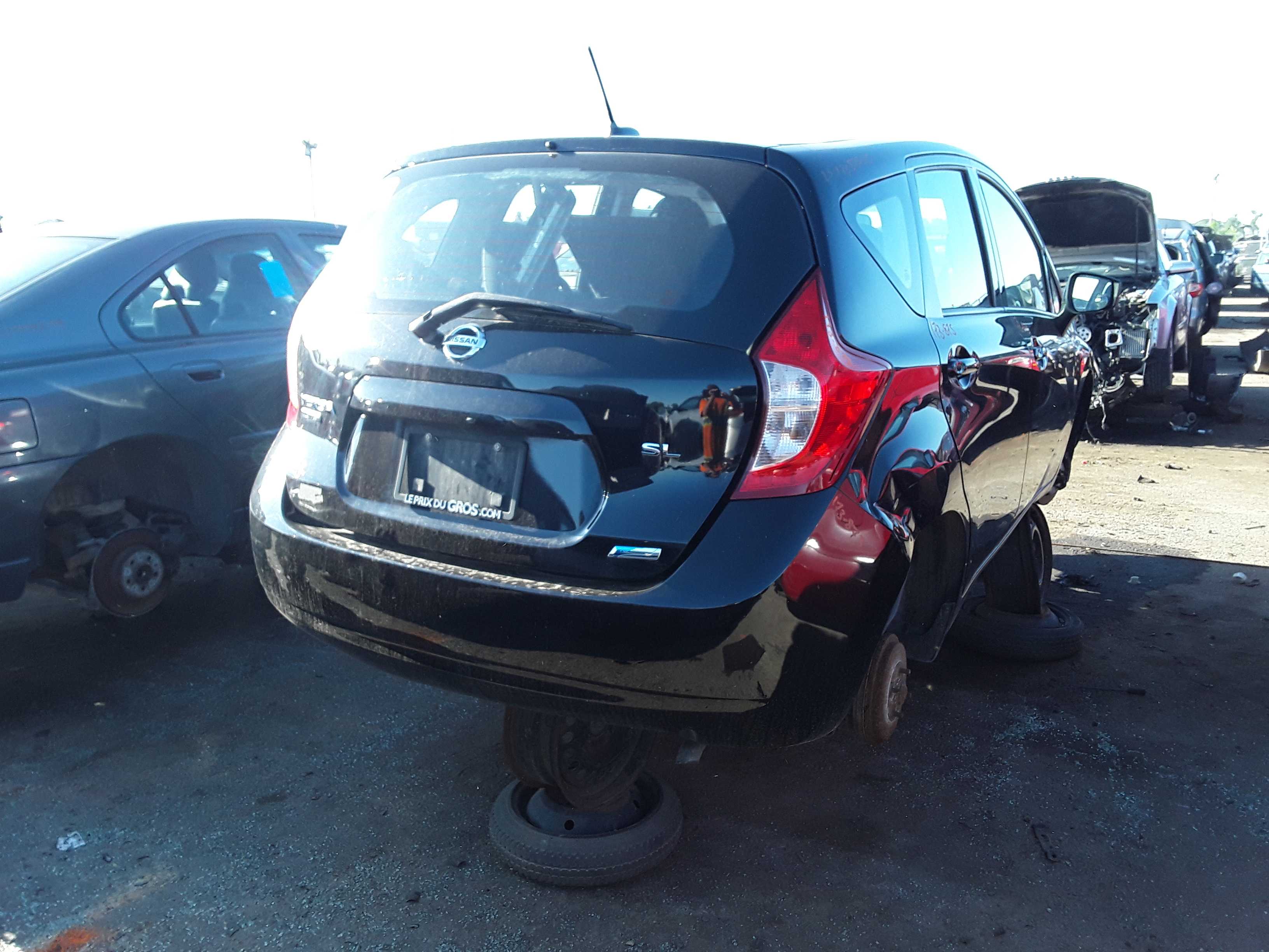 NISSAN VERSA 2015