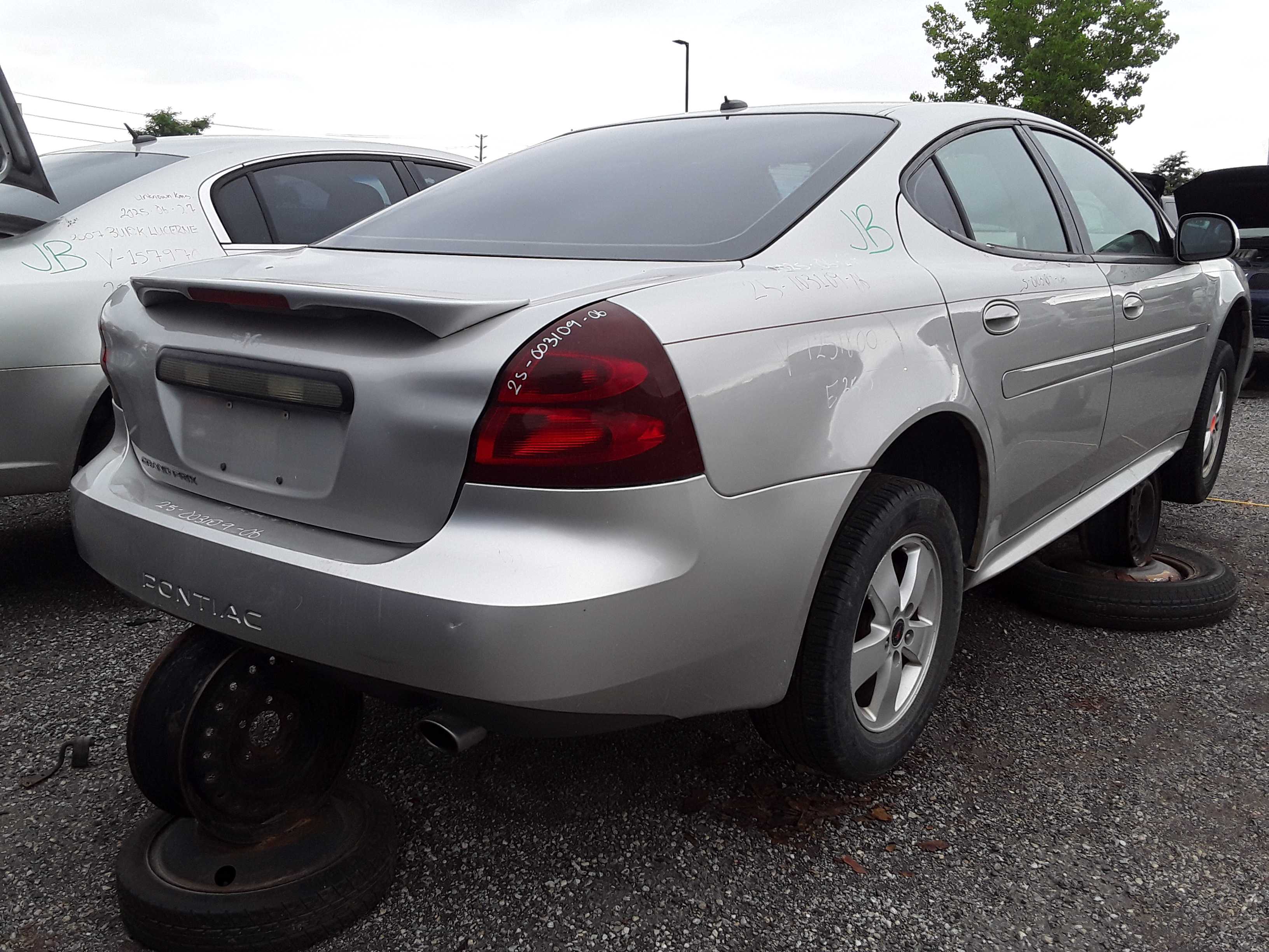 PONTIAC GRAND PRIX 2006