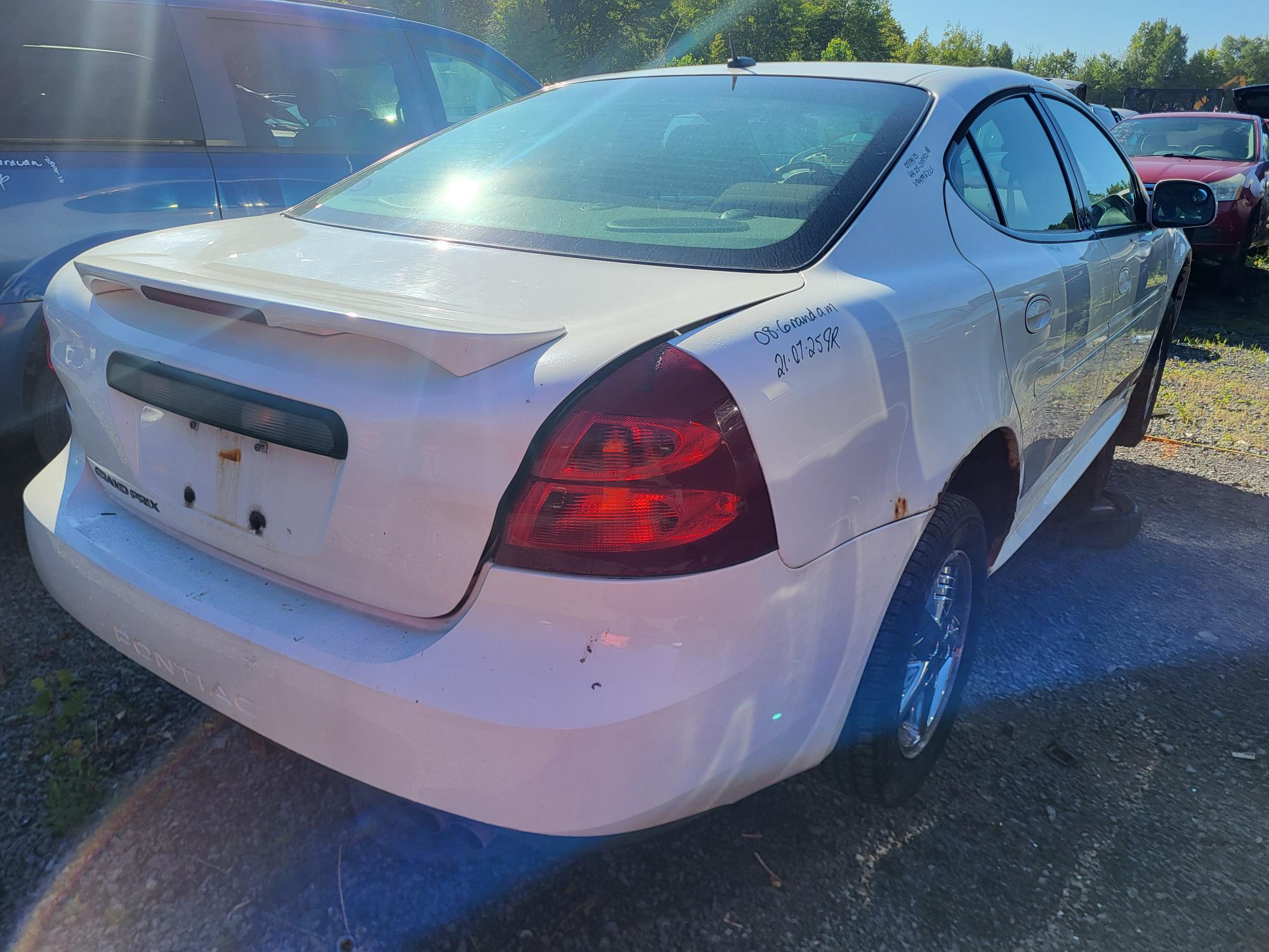 PONTIAC GRAND PRIX 2008