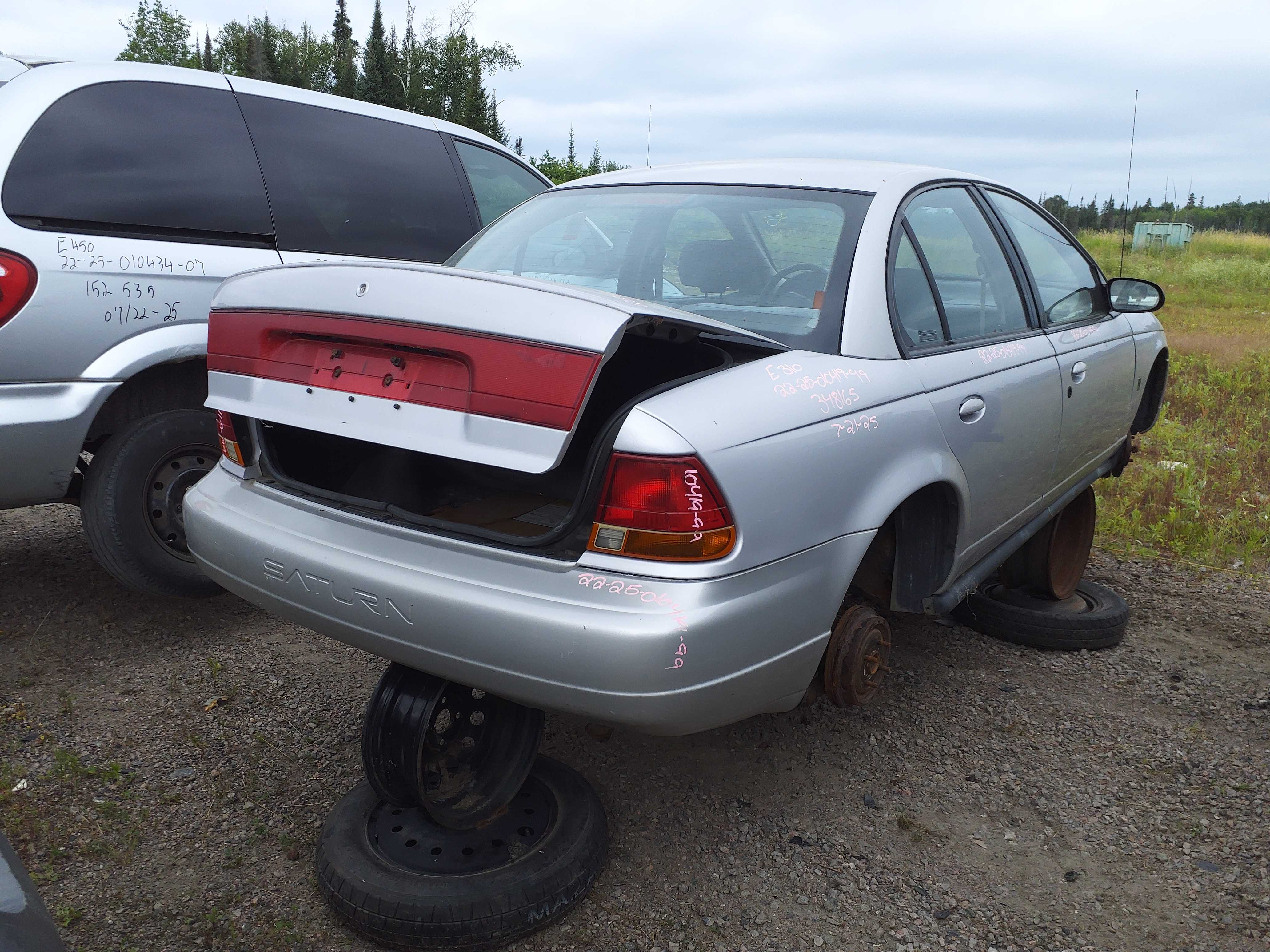 SATURN SL 1999