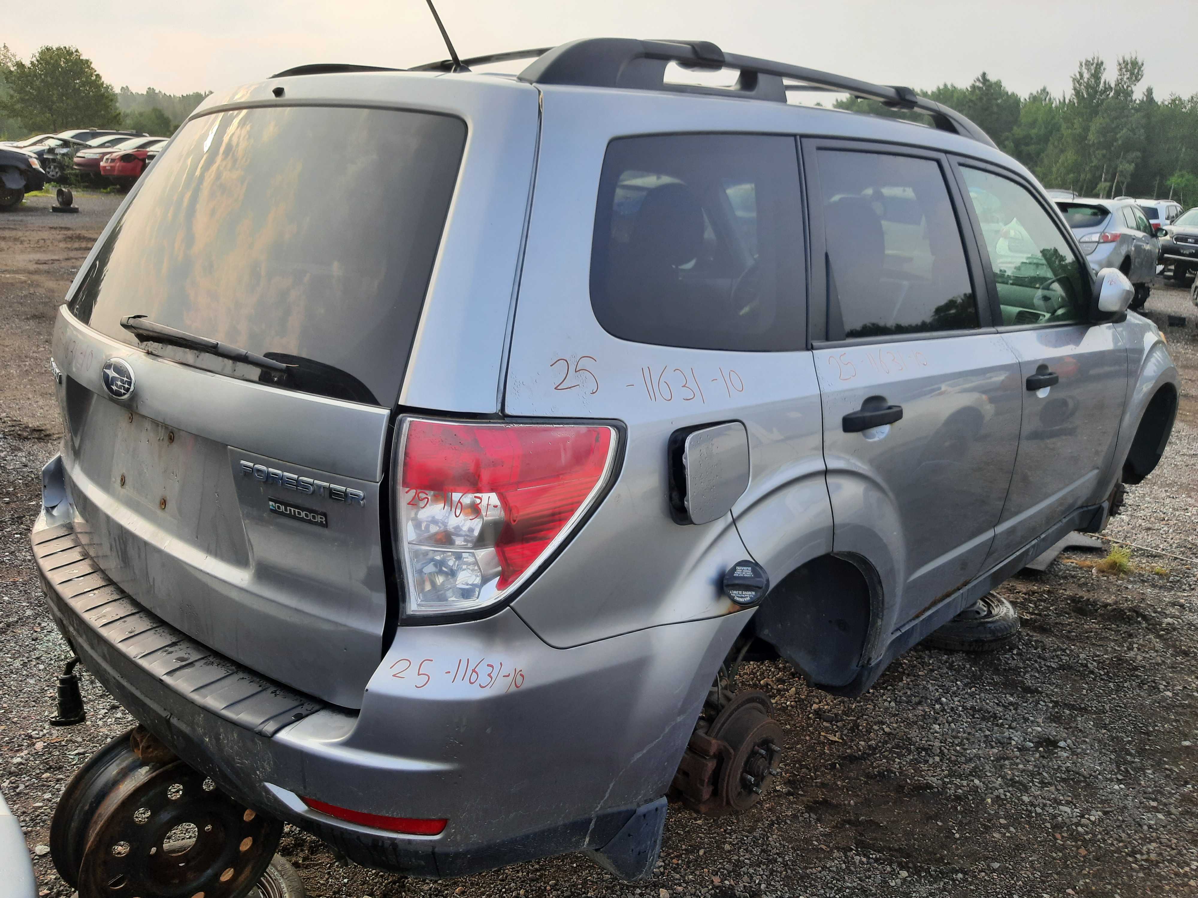 SUBARU FORESTER 2010