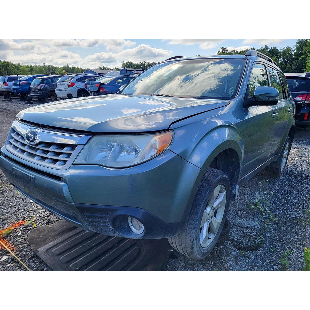 SUBARU FORESTER 2012