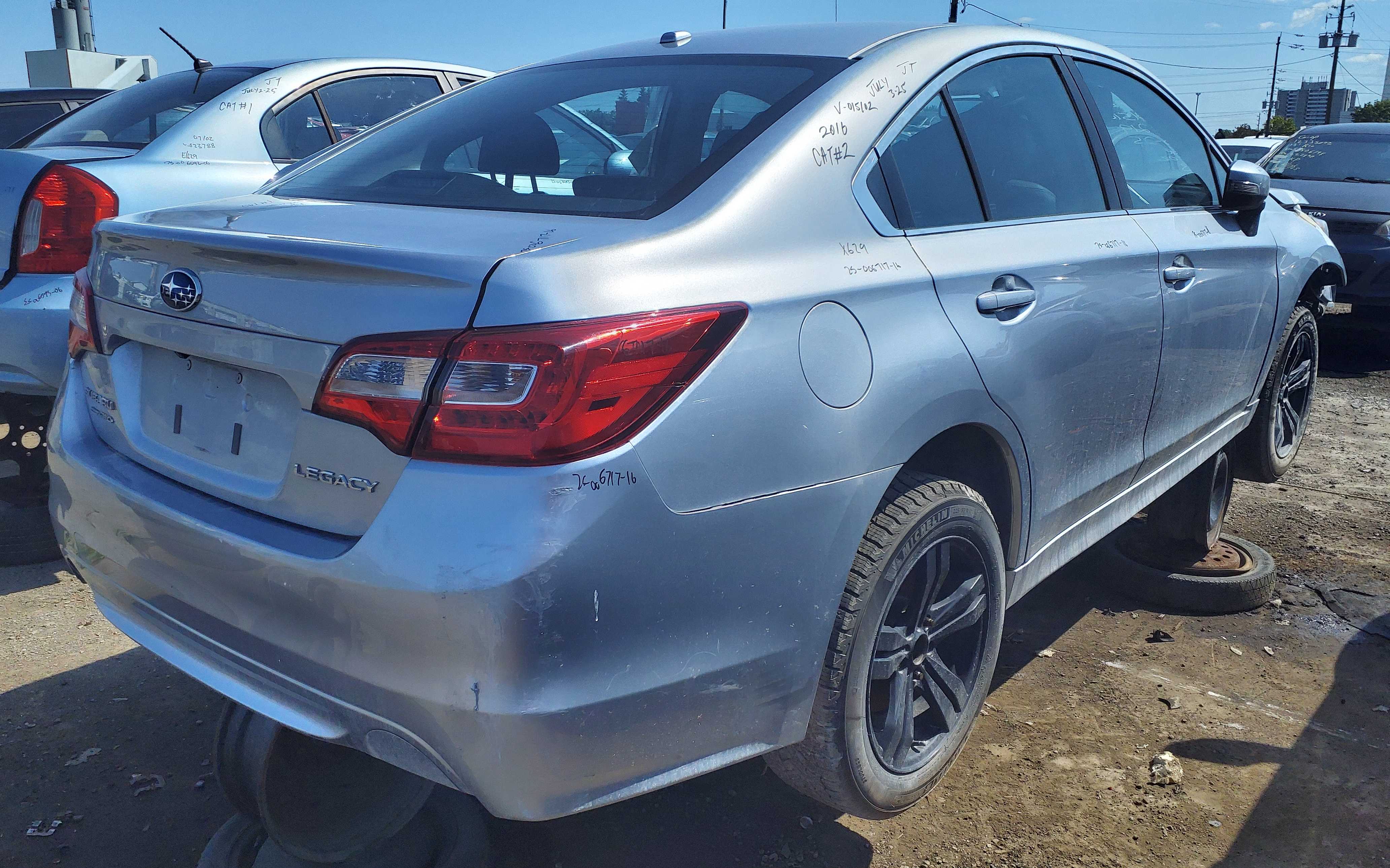 SUBARU LEGACY 2016