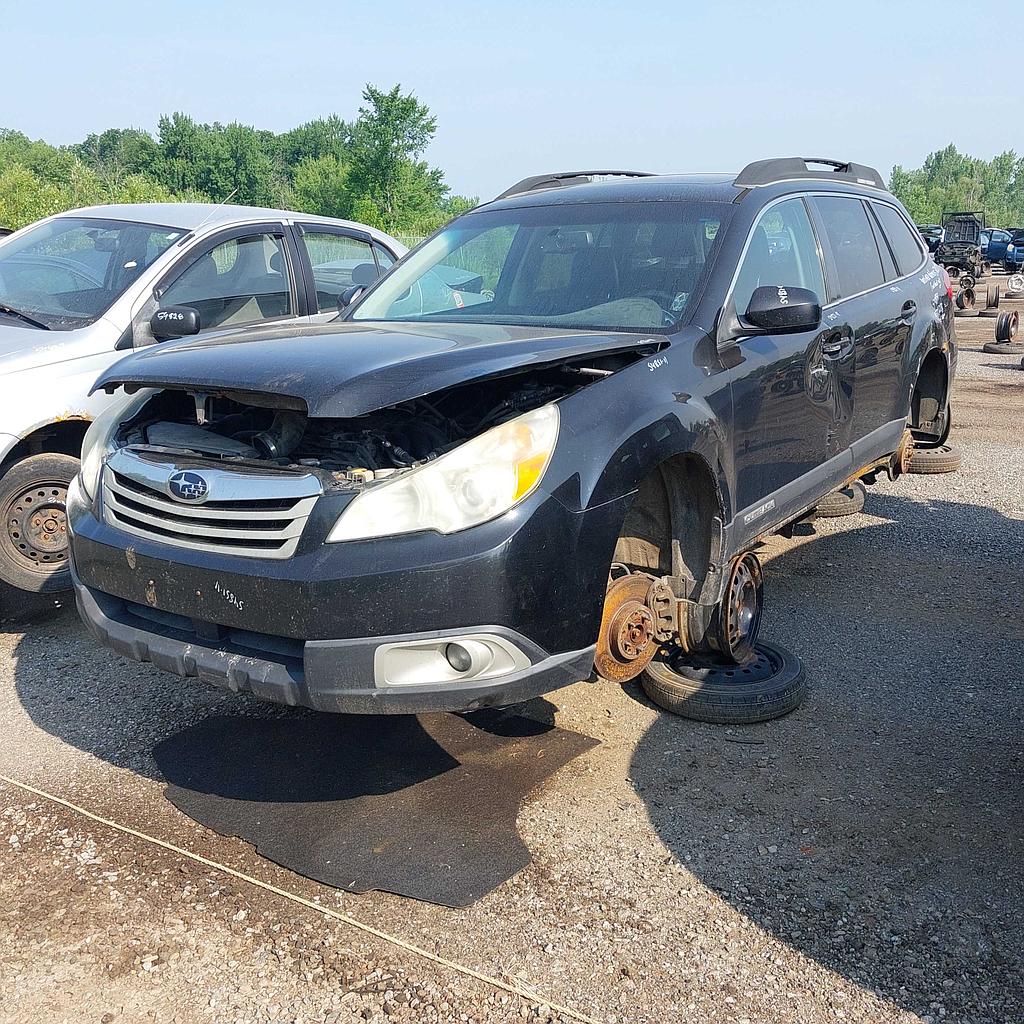SUBARU OUTBACK 2011