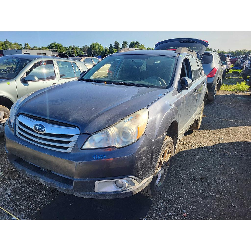 SUBARU OUTBACK 2011